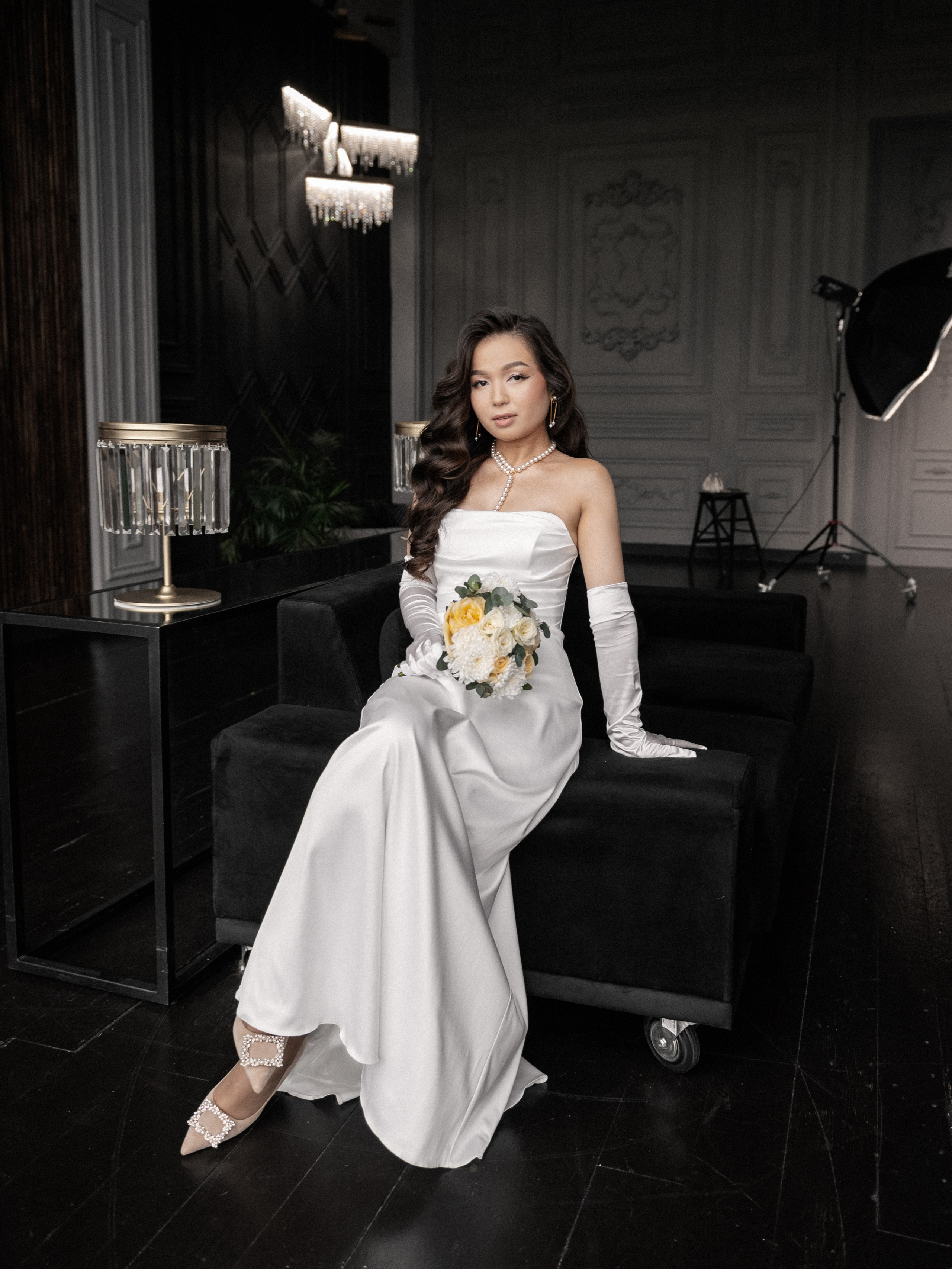 >Свадебная фотосессия в студии зал Гэтсби, Новосибирск | Яна Иванова. Семейный и свадебный фотограф в Новосибирске Иванова Яна