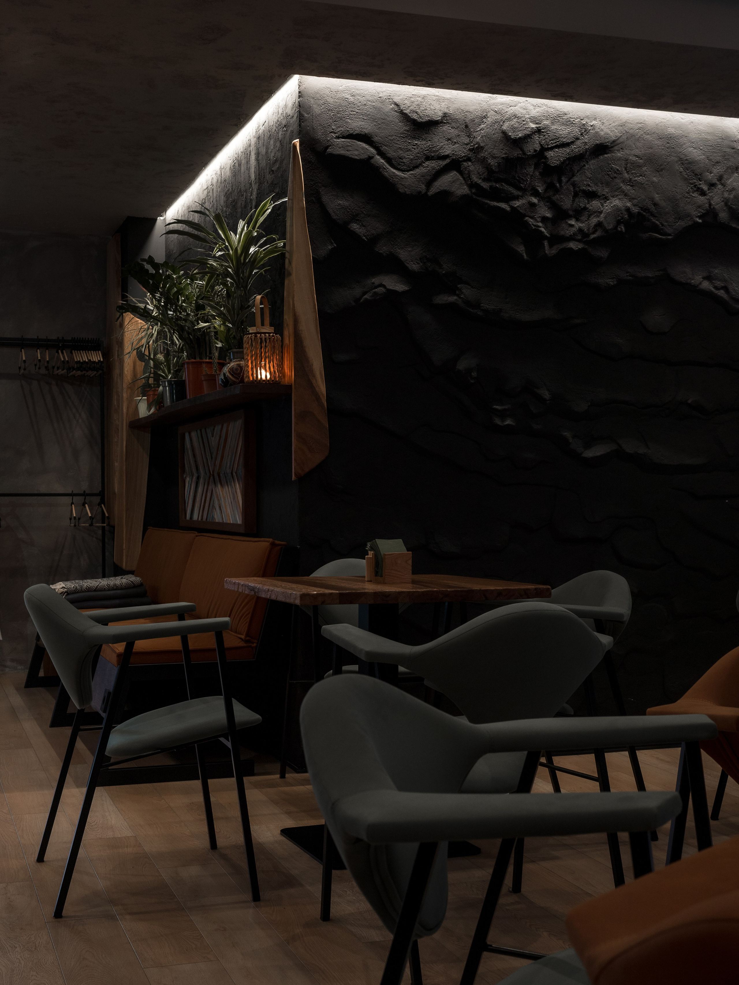 Yucca Bar. Klauzevits Workshop