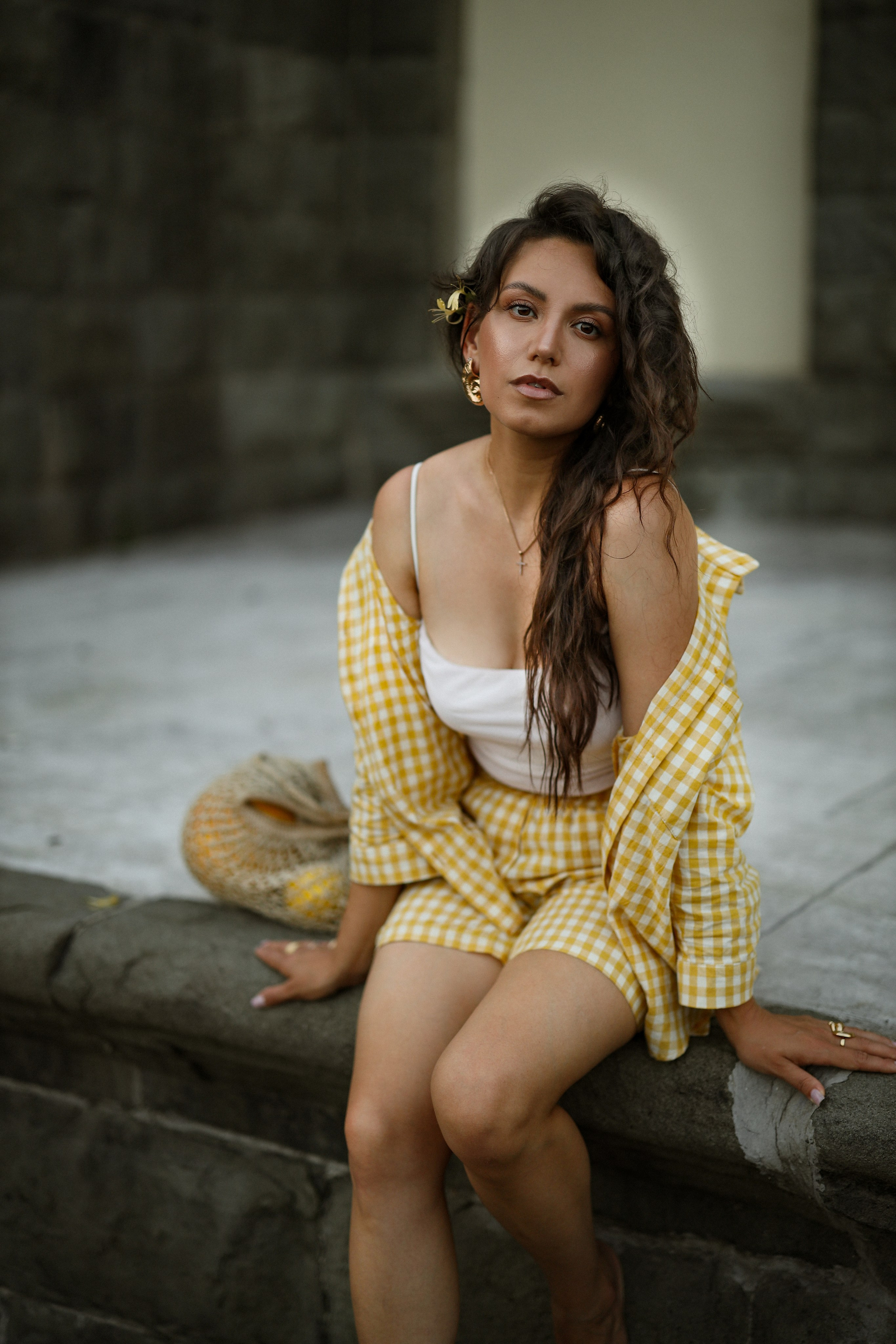 Фотосессия на улочке Сухума для Анастасии. Свадебный и семейный фотограф в Абхазии Жанна Соснина