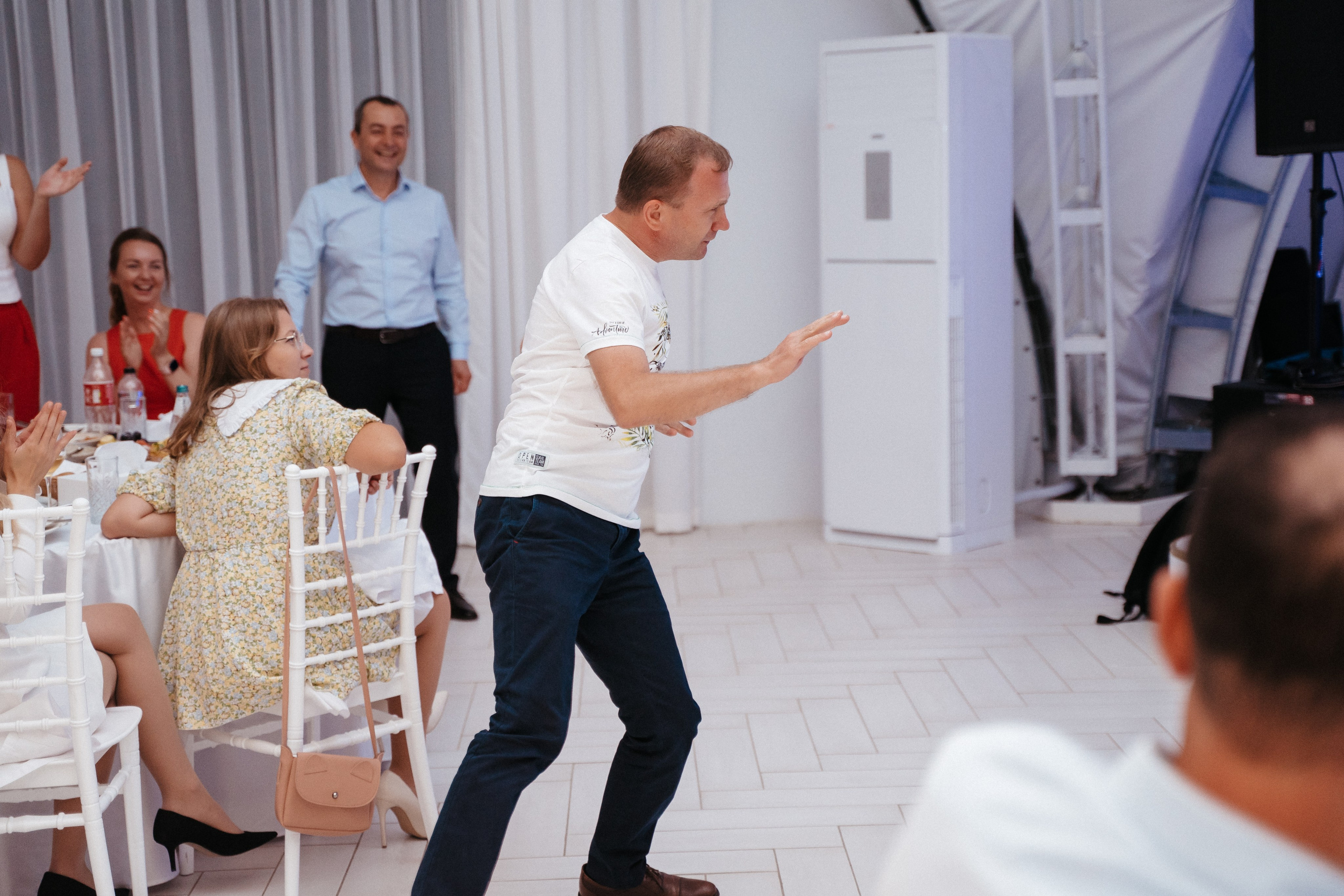 Ави Центр. Свадебный фотограф в Симферополе