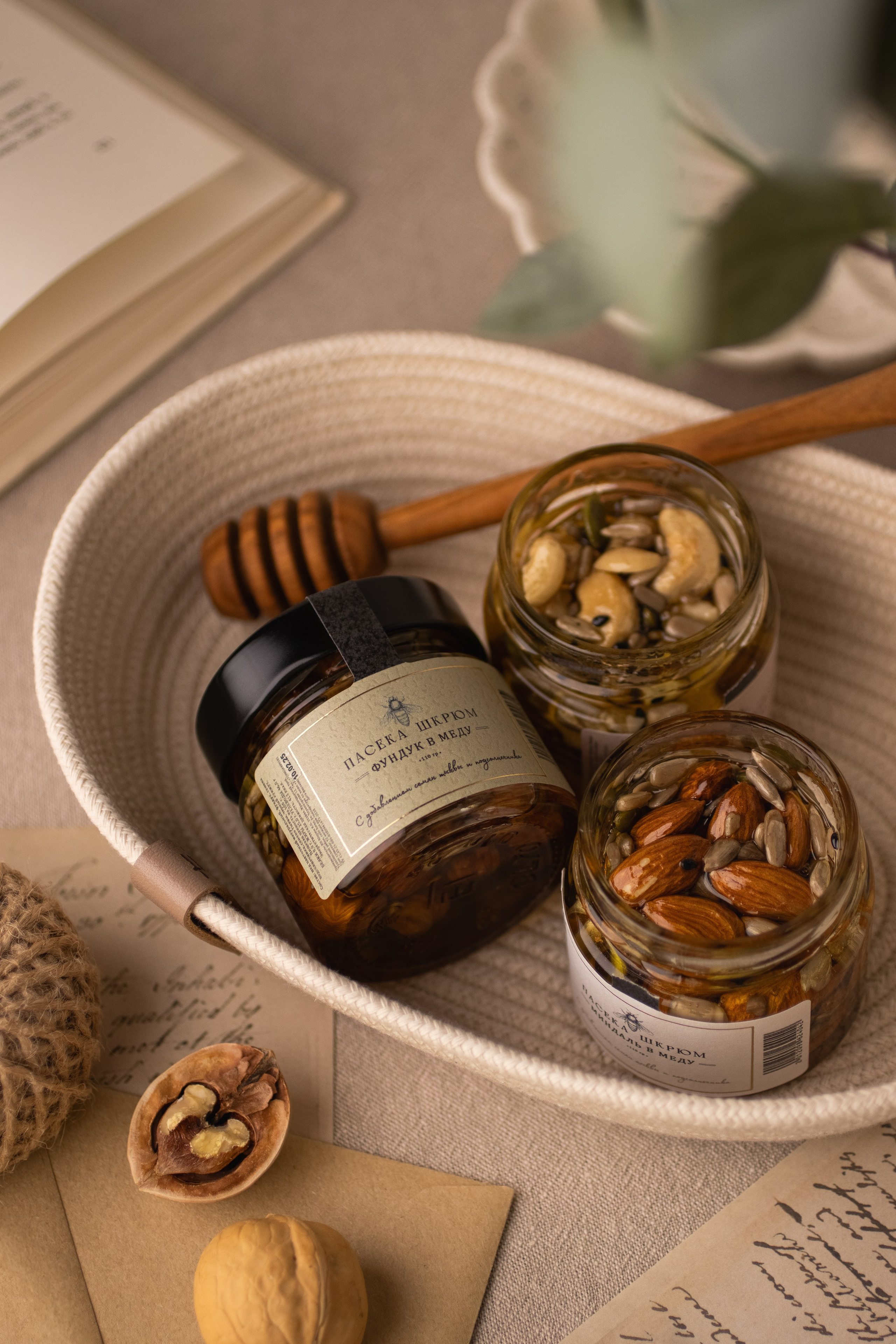 Орехи в меду. Предметный фотограф в Балашихе Анастасия Михайлова