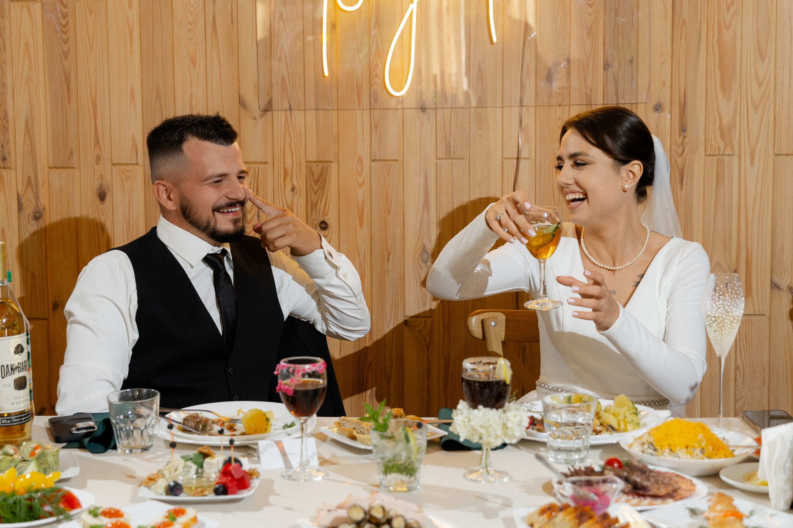 Свадебная фотосессия в агроусадьбе Лабодянка в Минске. Свадебный фотограф в Минске/Беларуси Сергей Спиридонов