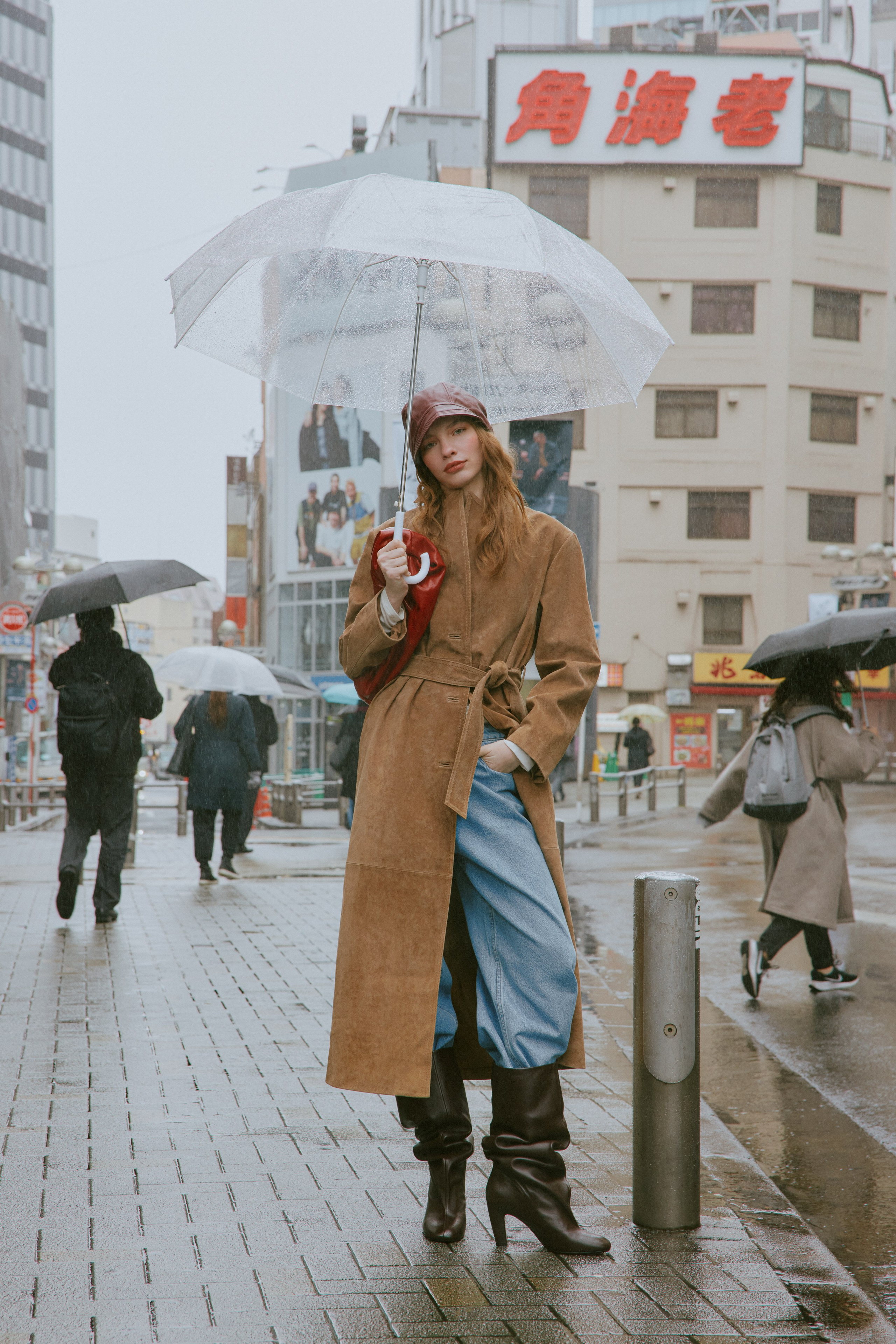 Ena Pelly AUSTRALIA. Retoucher