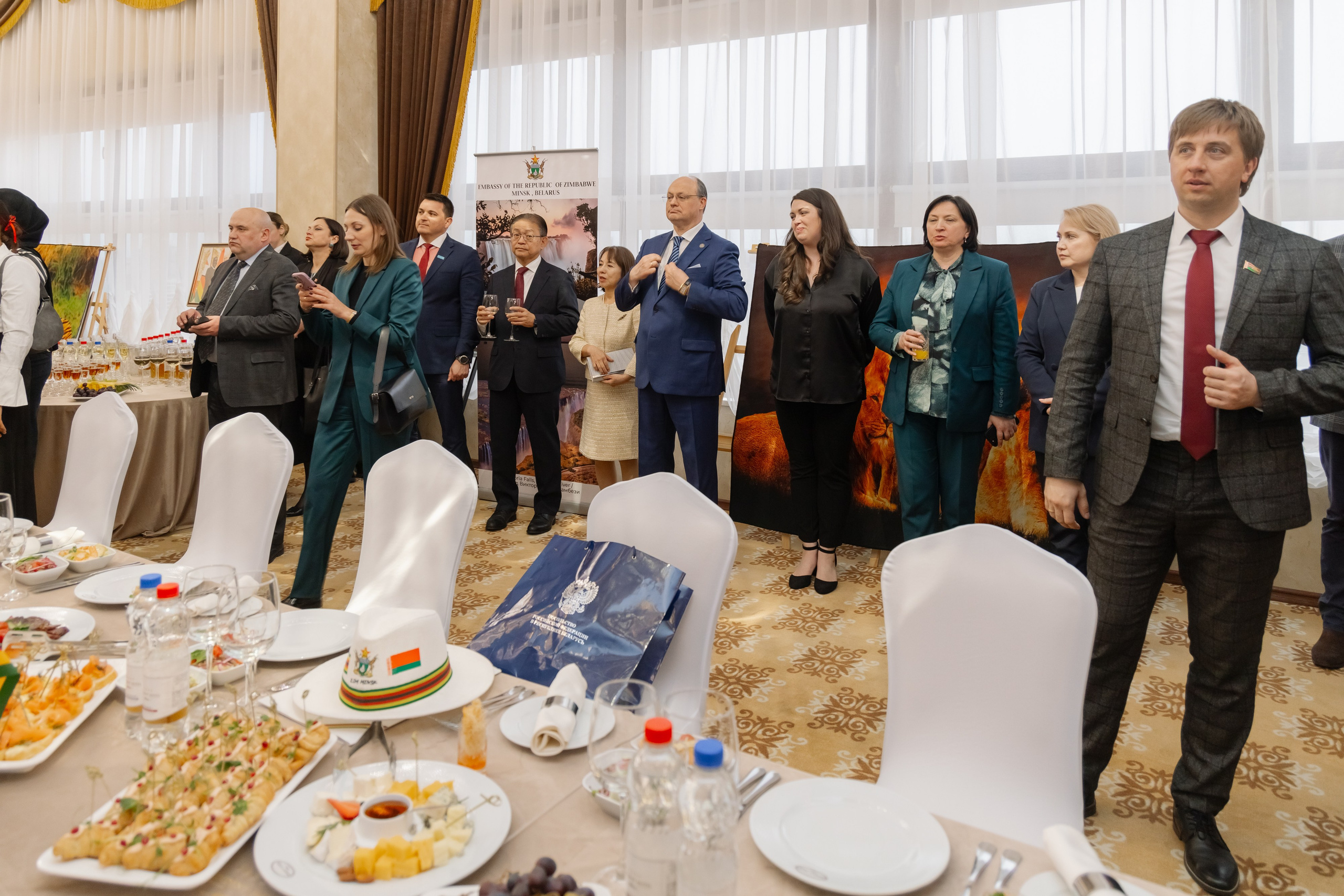 Фотосъемка делегации Посольства Зимбабве в Минске. Свадебный фотограф в Минске/Беларуси Сергей Спиридонов