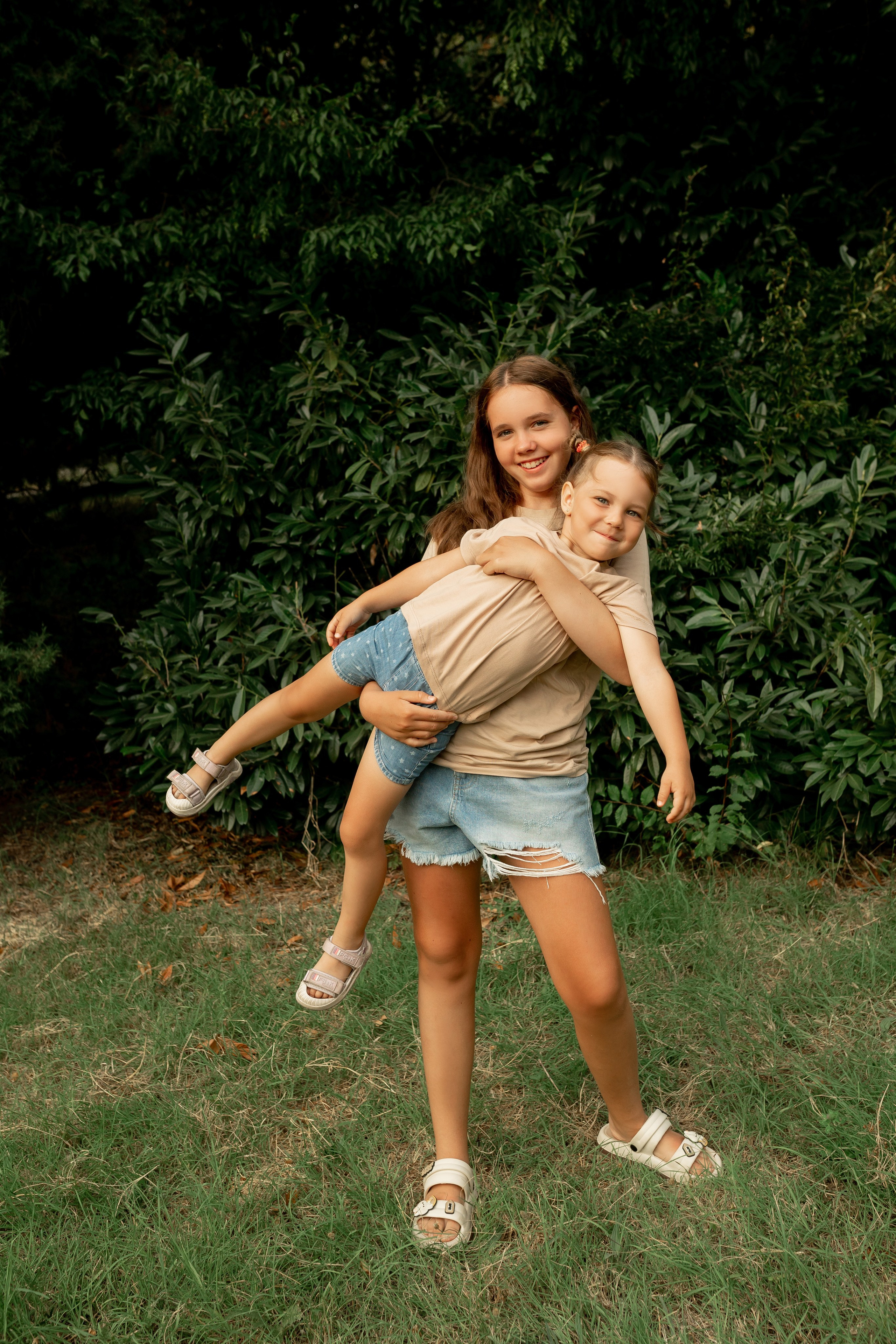 Ирина, Антон, Соня и Лиза. Фотограф в Геленджике, Архипо-Осиповке, Абрау-Дюрсо, Кринице Виктория