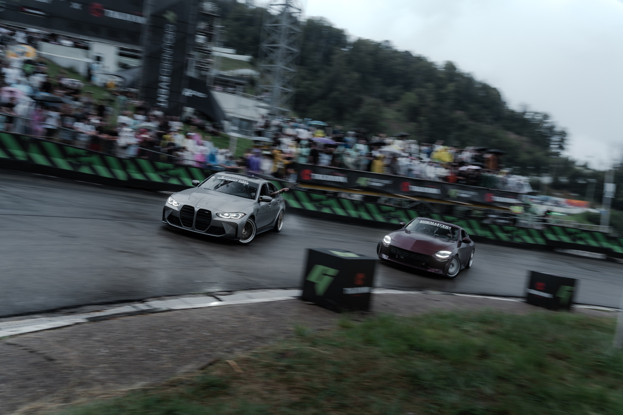 //GROUNDED2025. Автомобильный фотограф