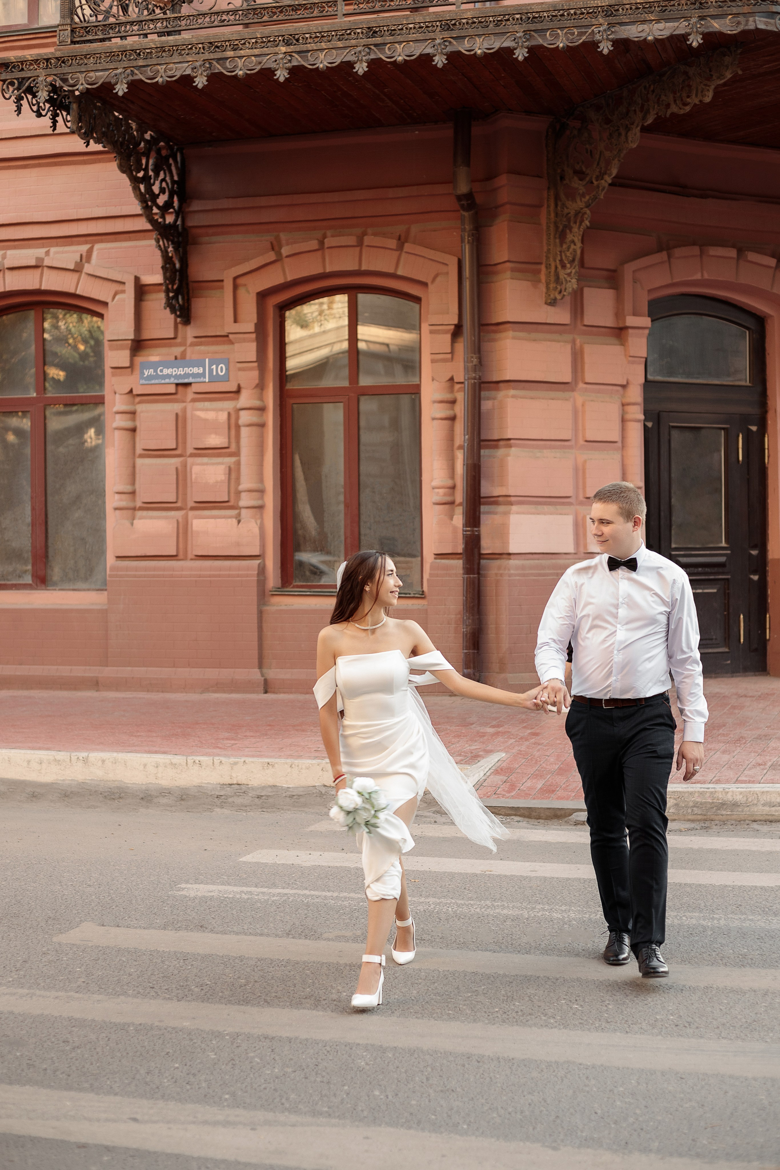 Свадебный фотограф в Астрахани. Фототуры по Астрахани и в горы Кавказа