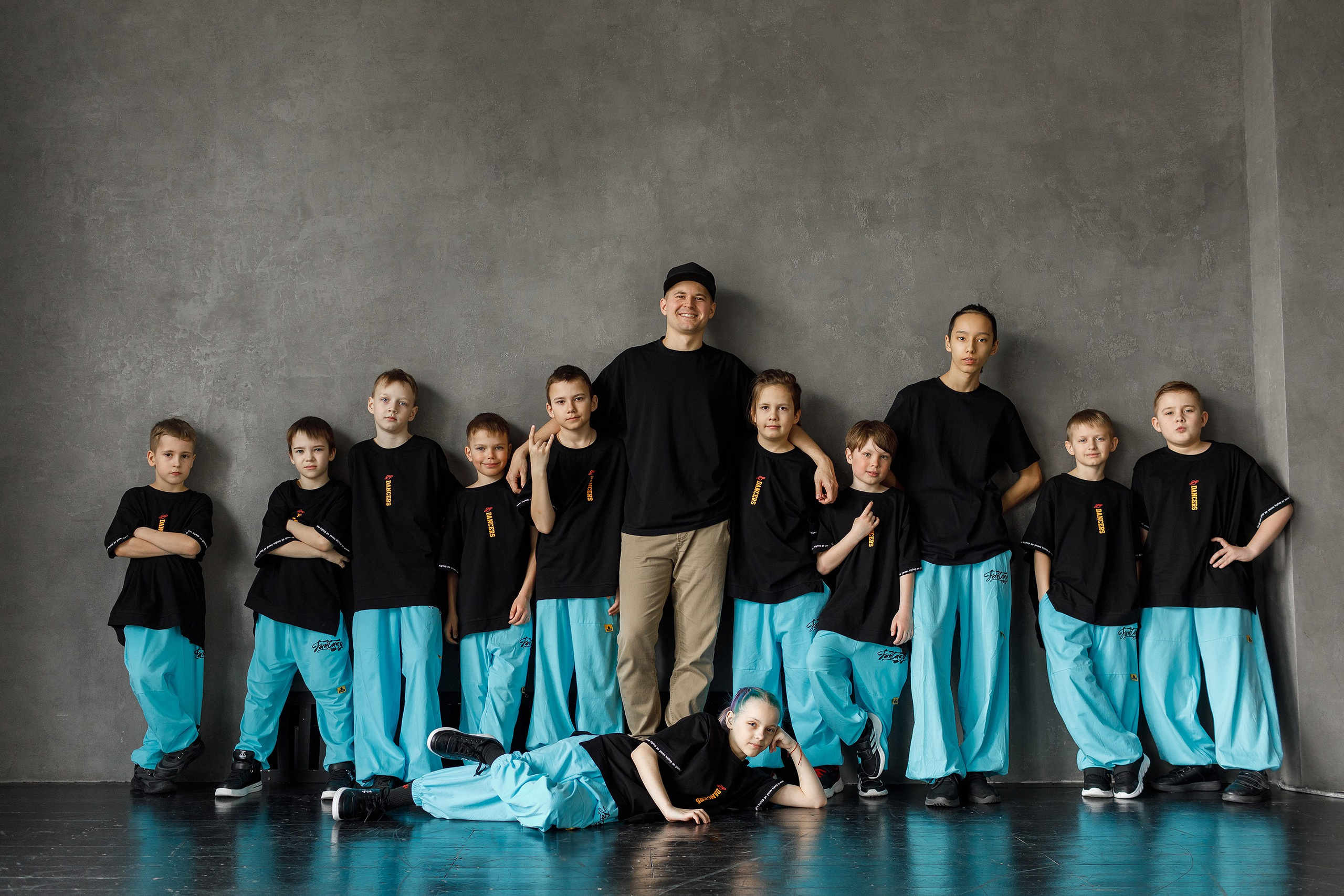 Фотосессия студии танцев. Профессиональный фотограф в Новосибирске