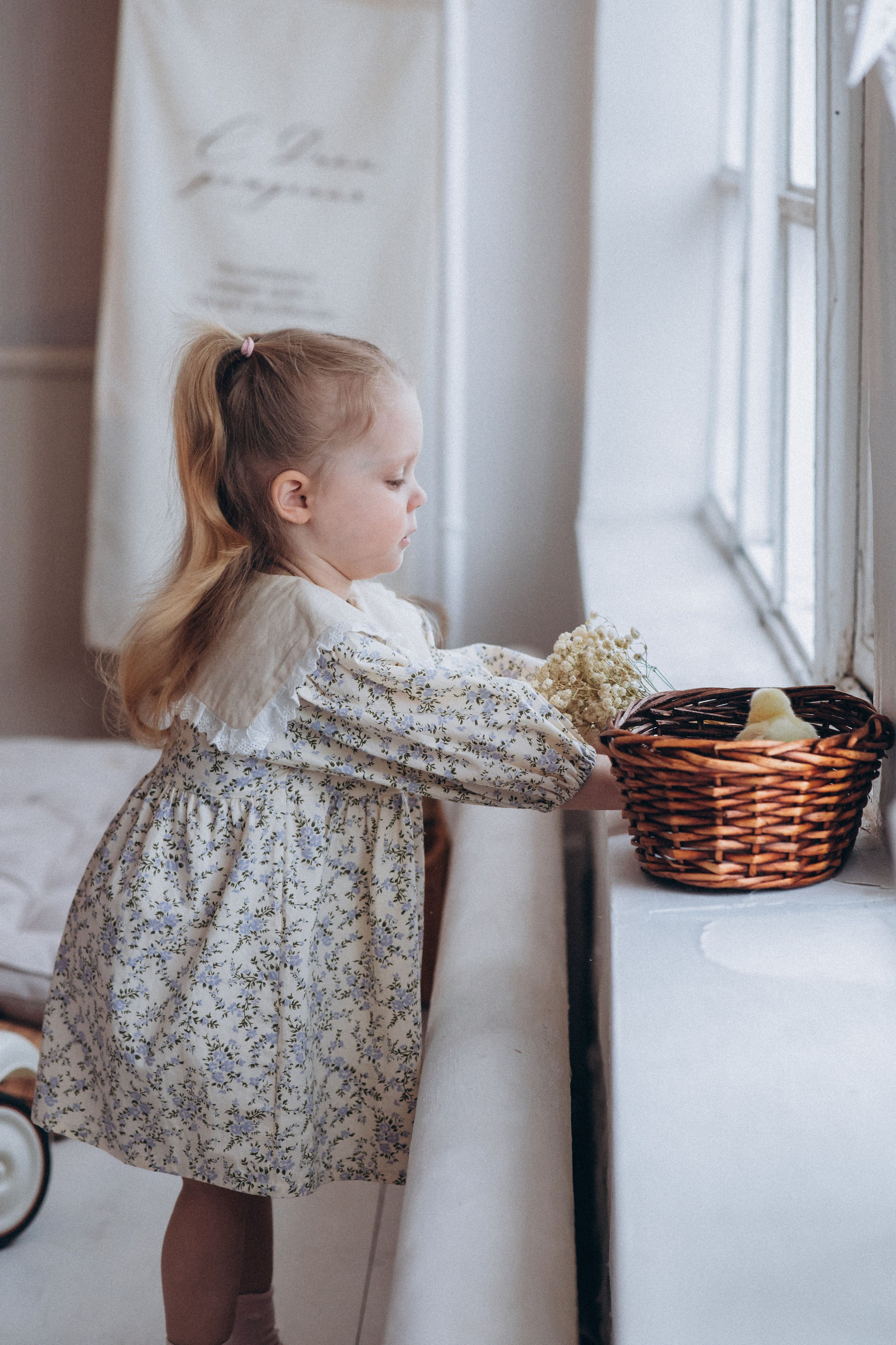 С цыплятами. Семейный фотограф Нижневартовск Тюмень Ефимова Ирина