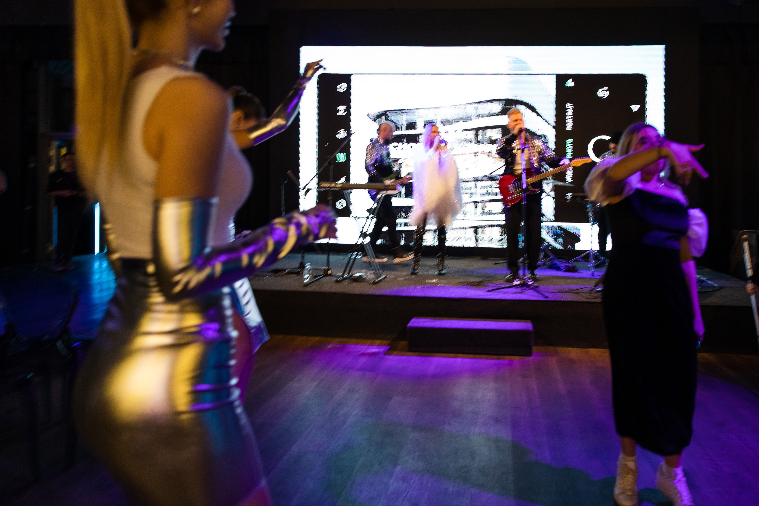 Презентация Infinix. Свадебный репортажный фотограф в Москве