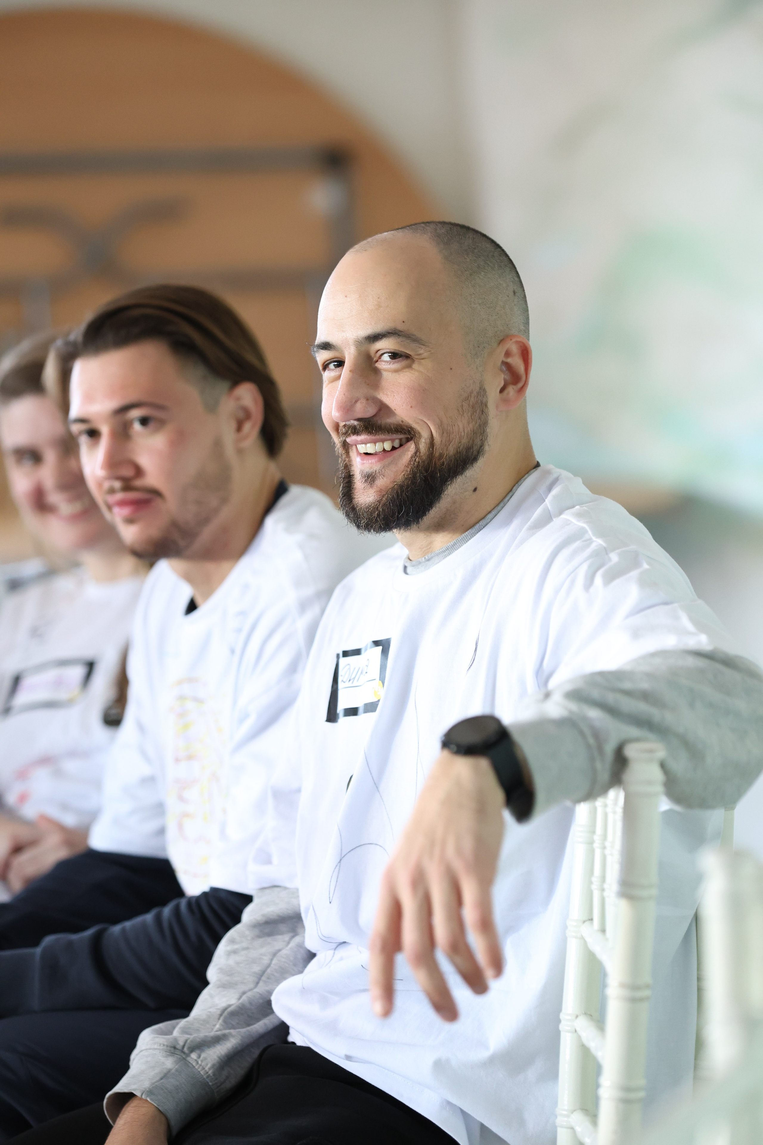 Тиндер смена в лагере для взрослых «Изи». Фотограф Дарья Попова