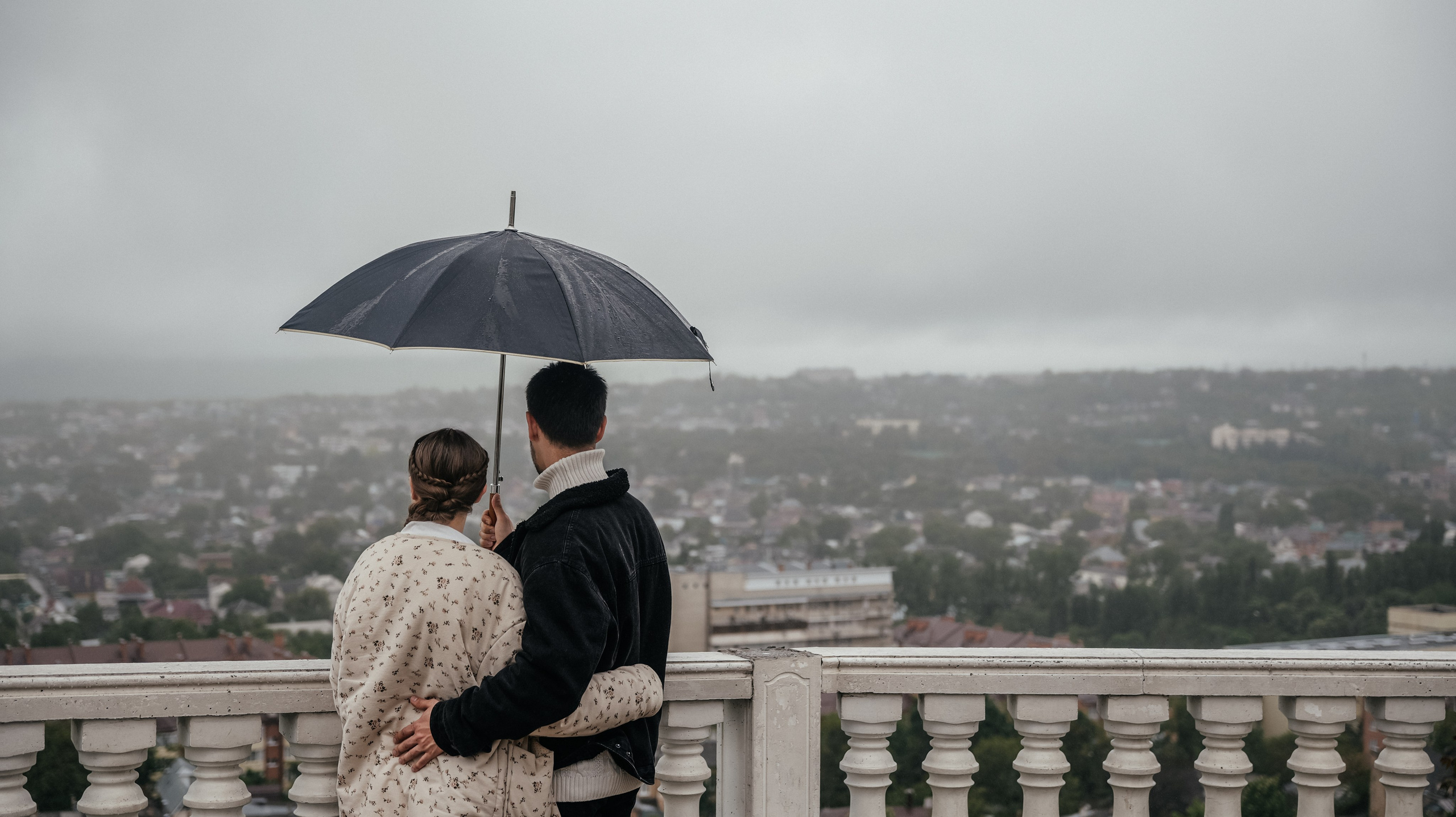Прогулка под дождем. Курортный фотограф и видеограф на Кавказе Ксения Перегрин