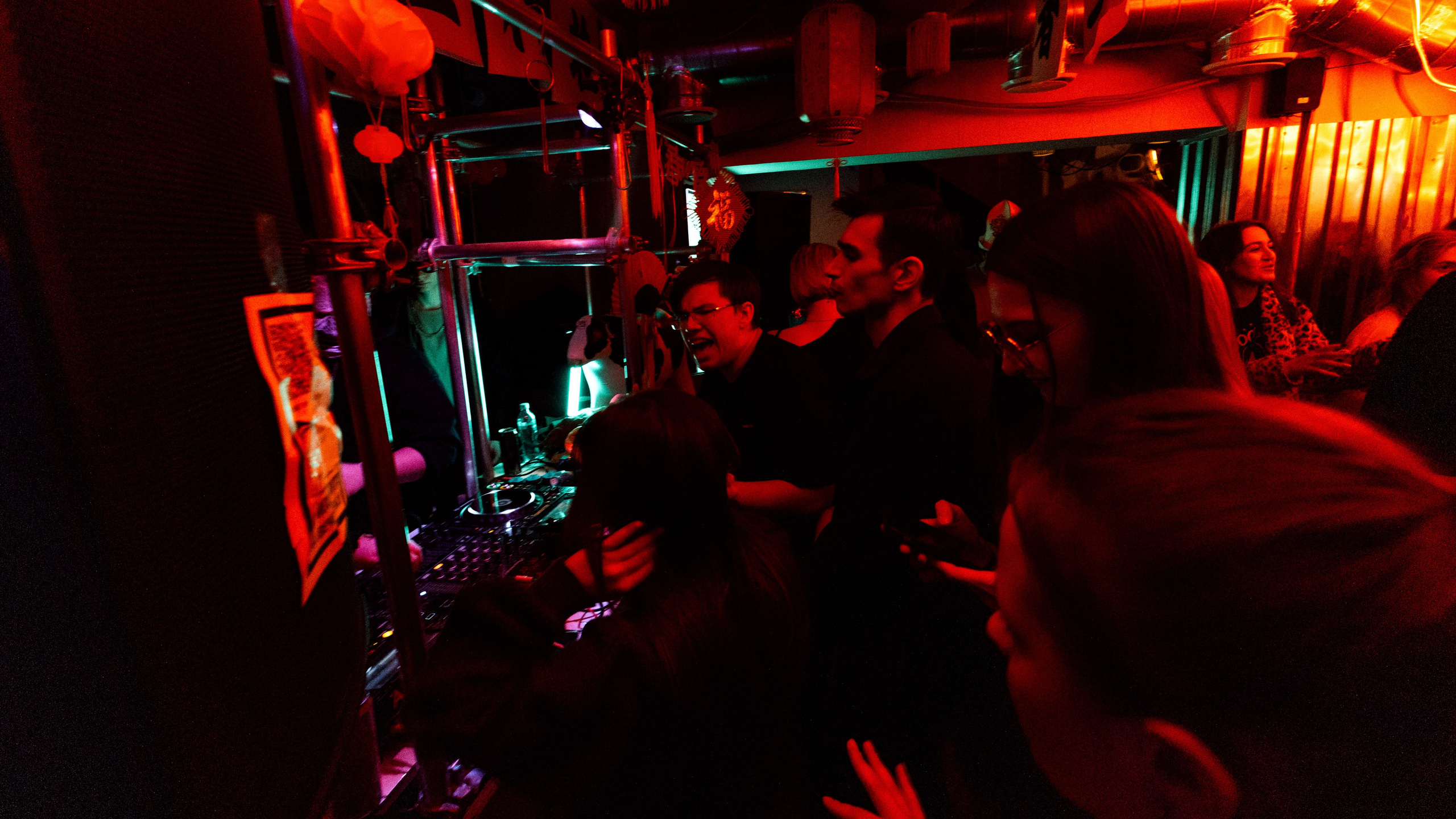 SBROD 003: Чайна-Таун Маднесс. SBROD