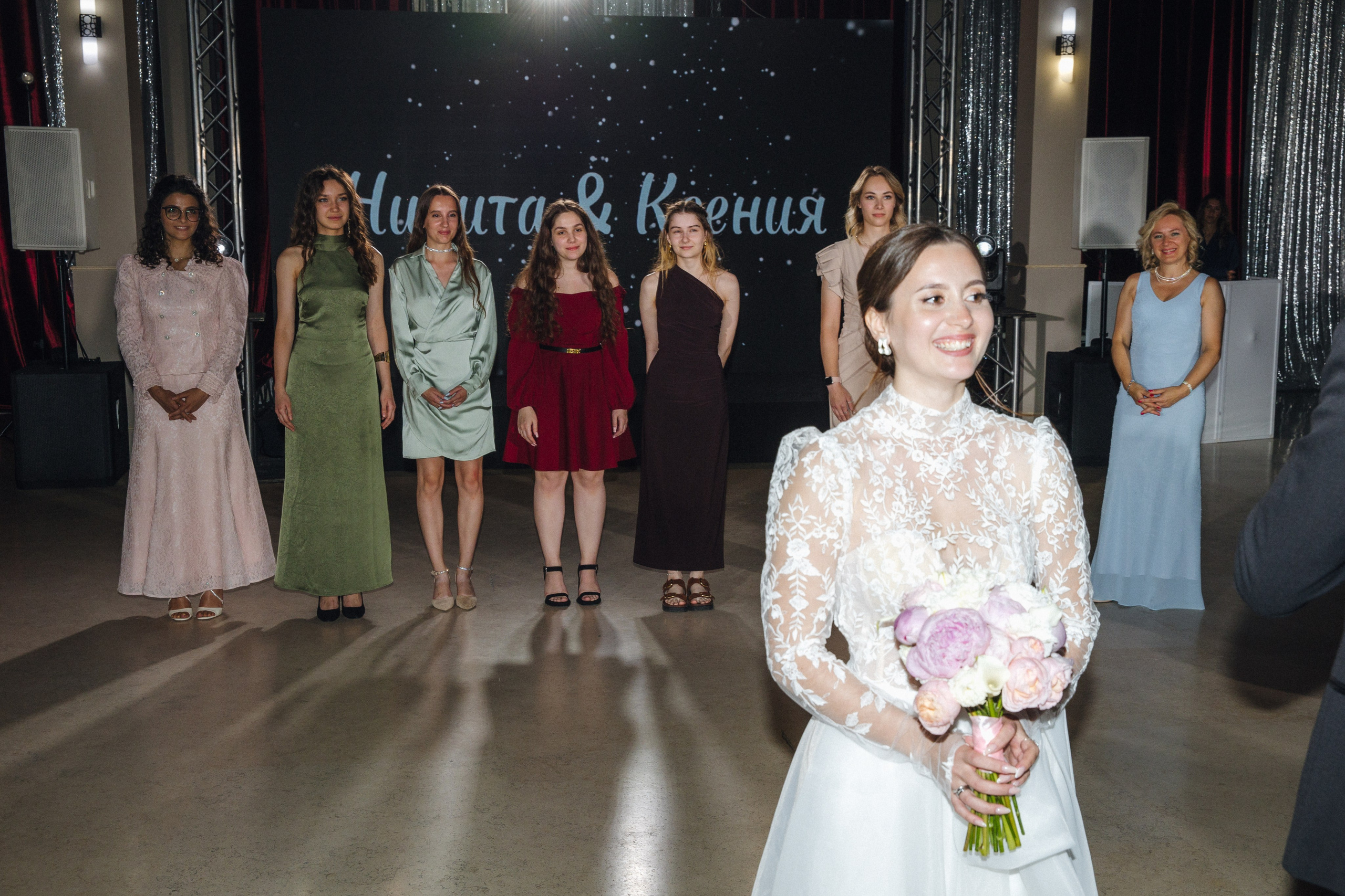 Банкет (Ксения & Никита). Свадебные фотографы в г. Сургут Маркова Наталья и Замахина Елена