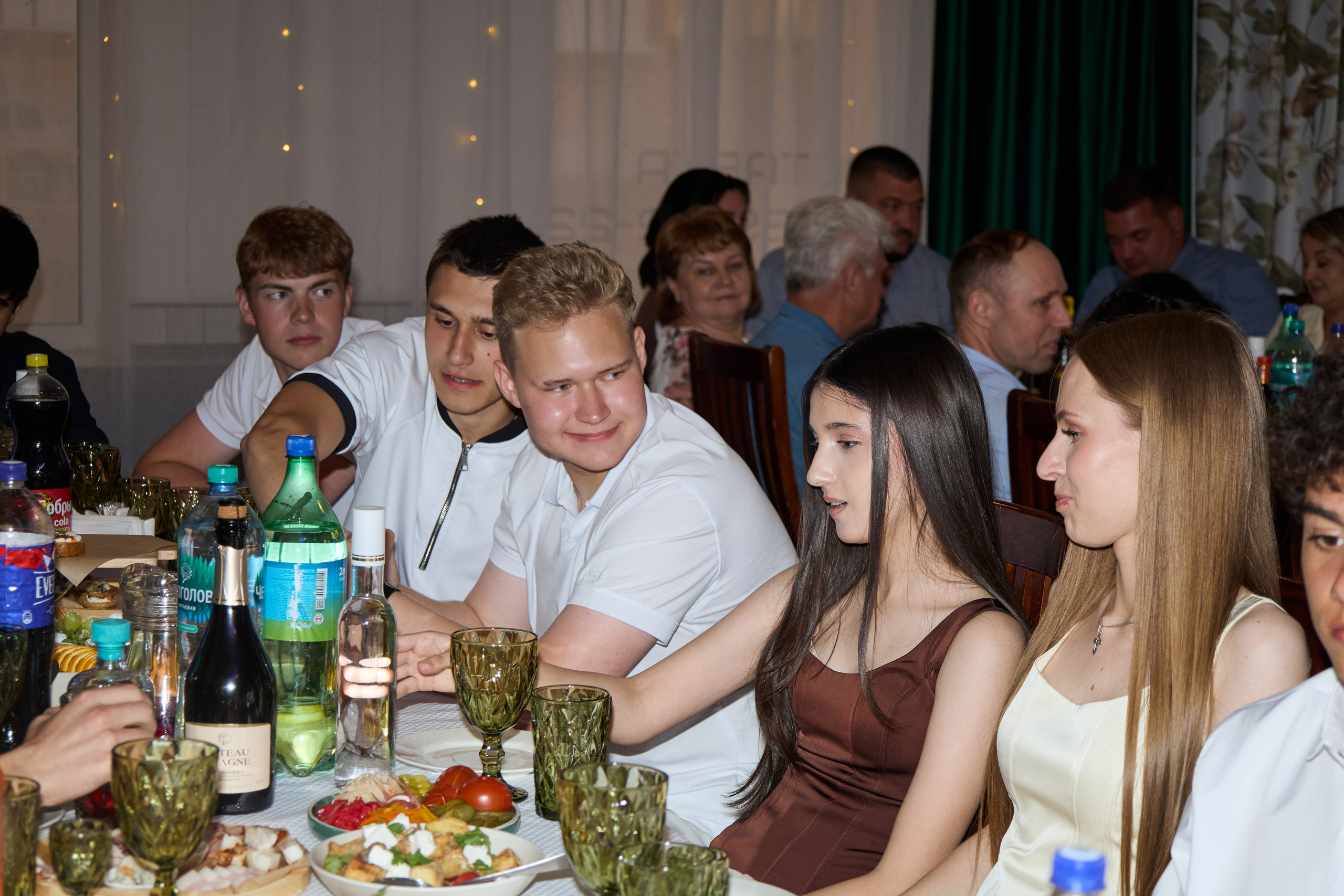 Выпускной 11 класс. Фотограф Лысенко Полина