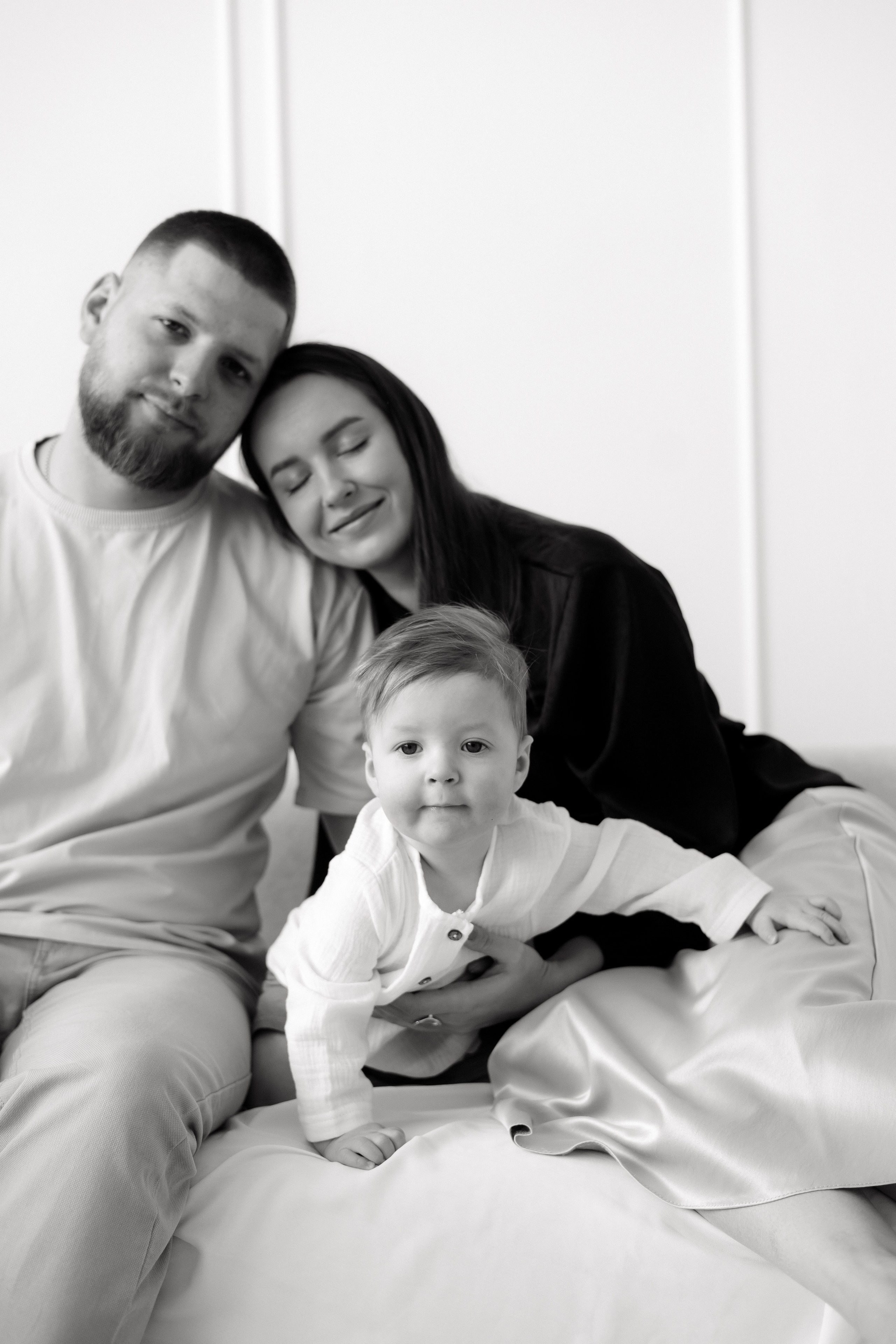 Арсений с мамой и папой. Фотограф в Кемерово Миллер Анна