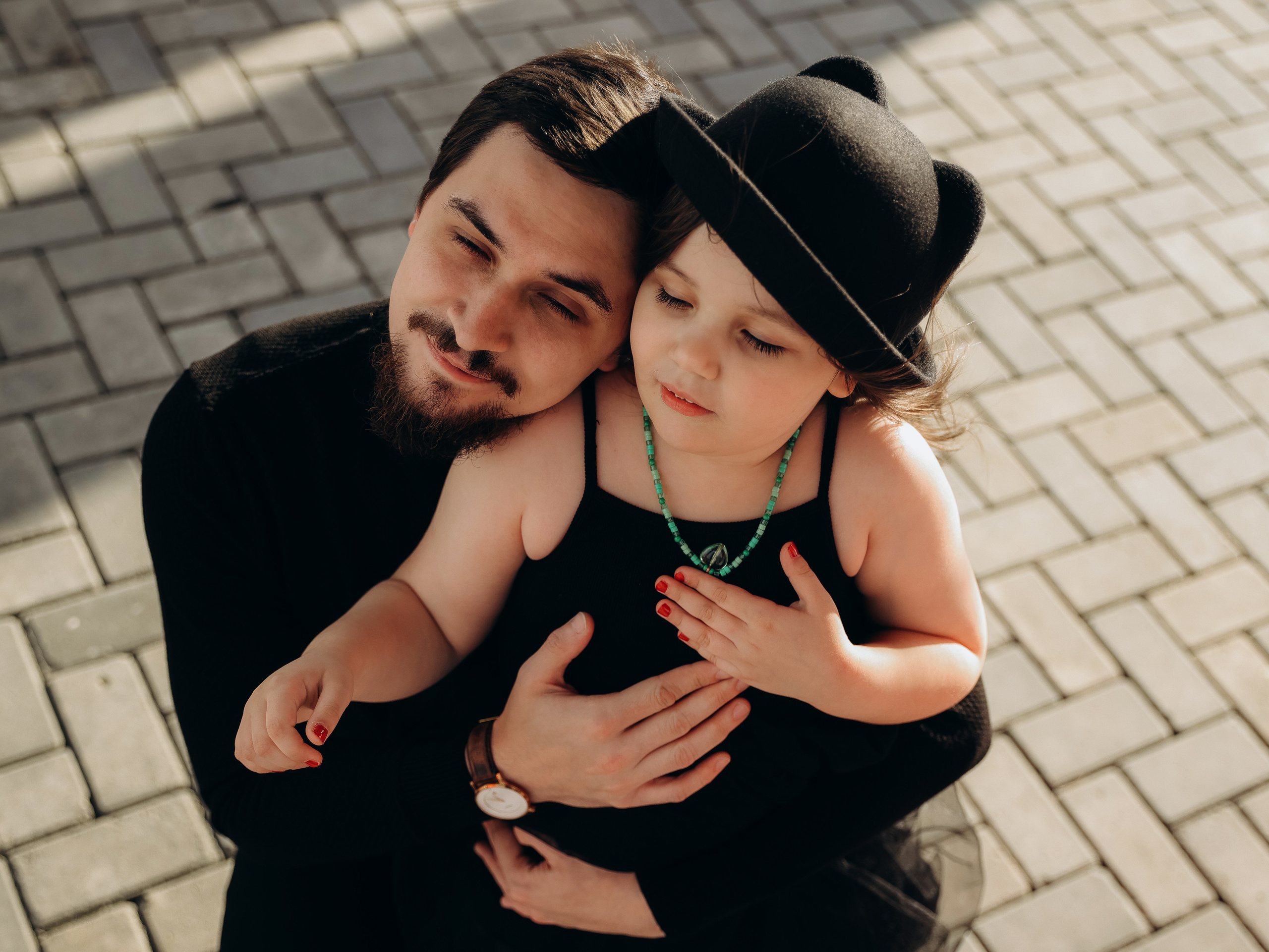 Семья в черном. Мультифотограф Динара Ахмедзянова