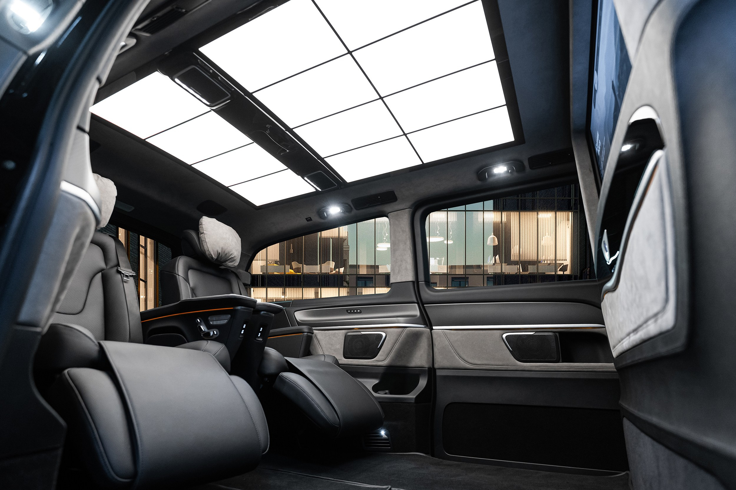 V-Class Lite Edition. Автомобильный фотограф в Москве | Базилев Александр