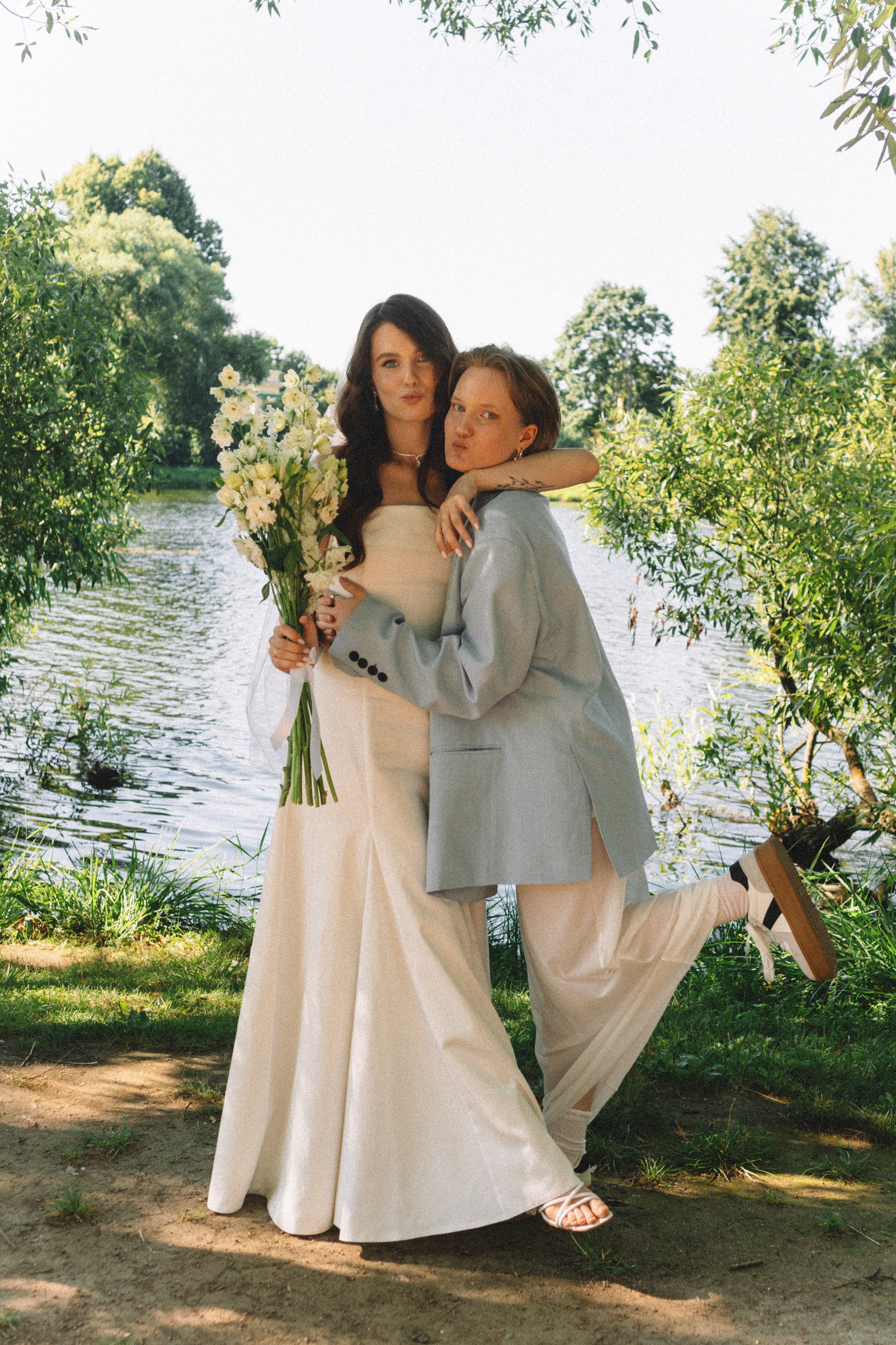 СВАДЕБНАЯ СЬЕМКА В ПЕТЕРГОФЕ И СЬЕМКА РЕПОРТАЖА В ЗАГСЕ ПЕТЕРГОФА. Профессиональный фотограф, Санкт-Петербург — Виктория Богомолова