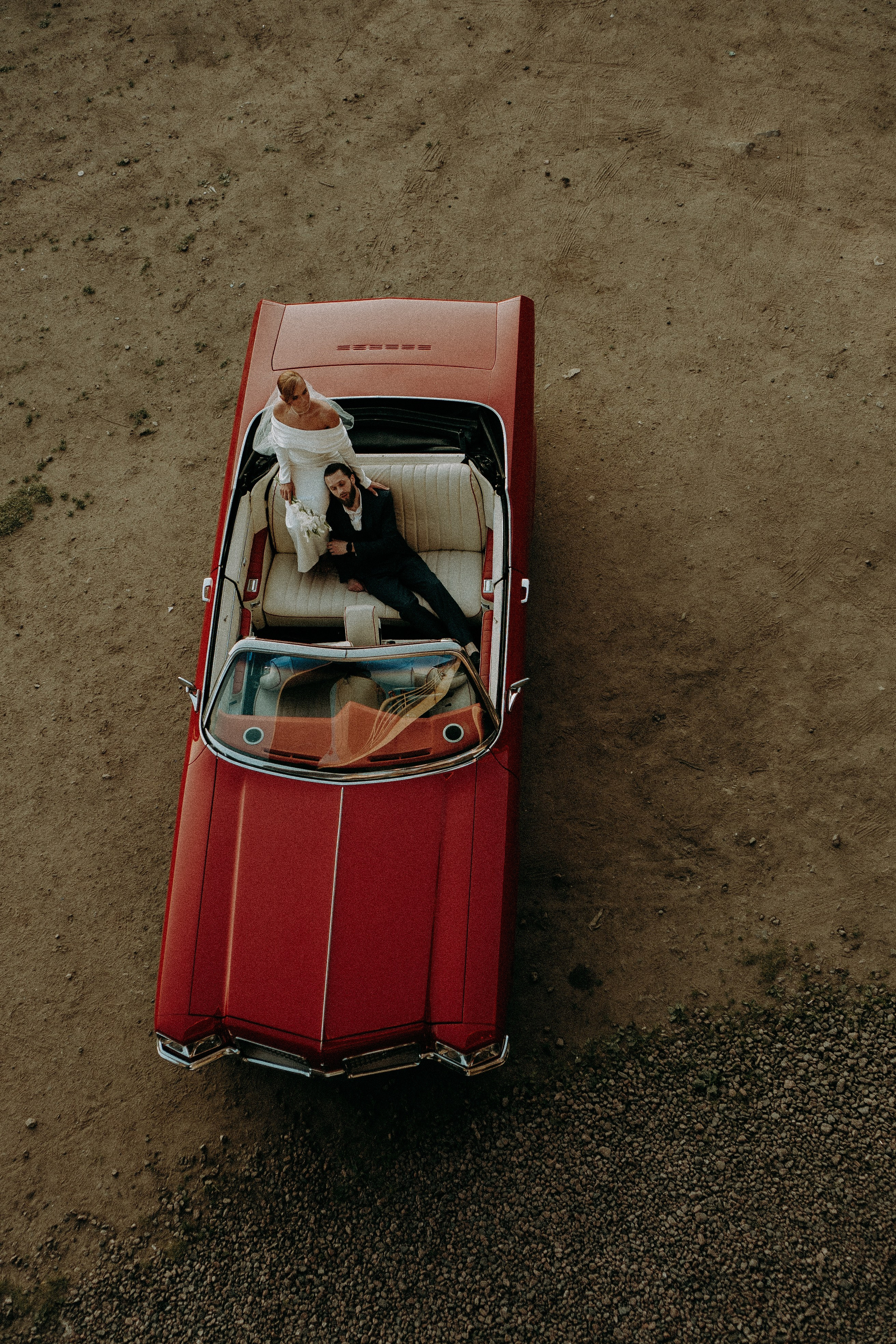 СВАДЕБНАЯ СЬЕМКА ВОЗЛЕ МСОТА БЕТАНКУРА НА КАБРИОЛЕТЕ. Профессиональный фотограф, Санкт-Петербург — Виктория Богомолова