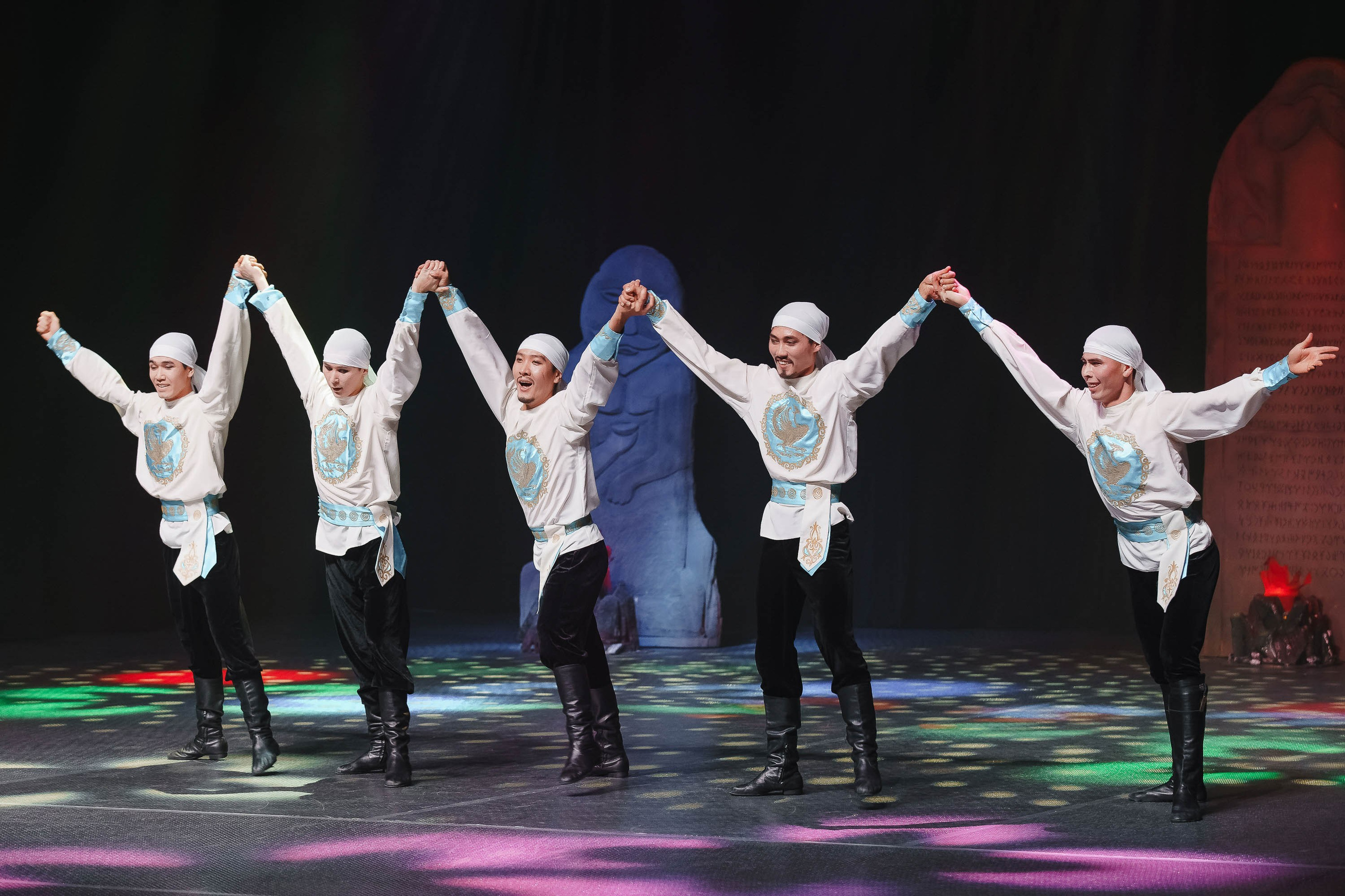 Спектакль театра танца «Наз» Туйгындар. Главная