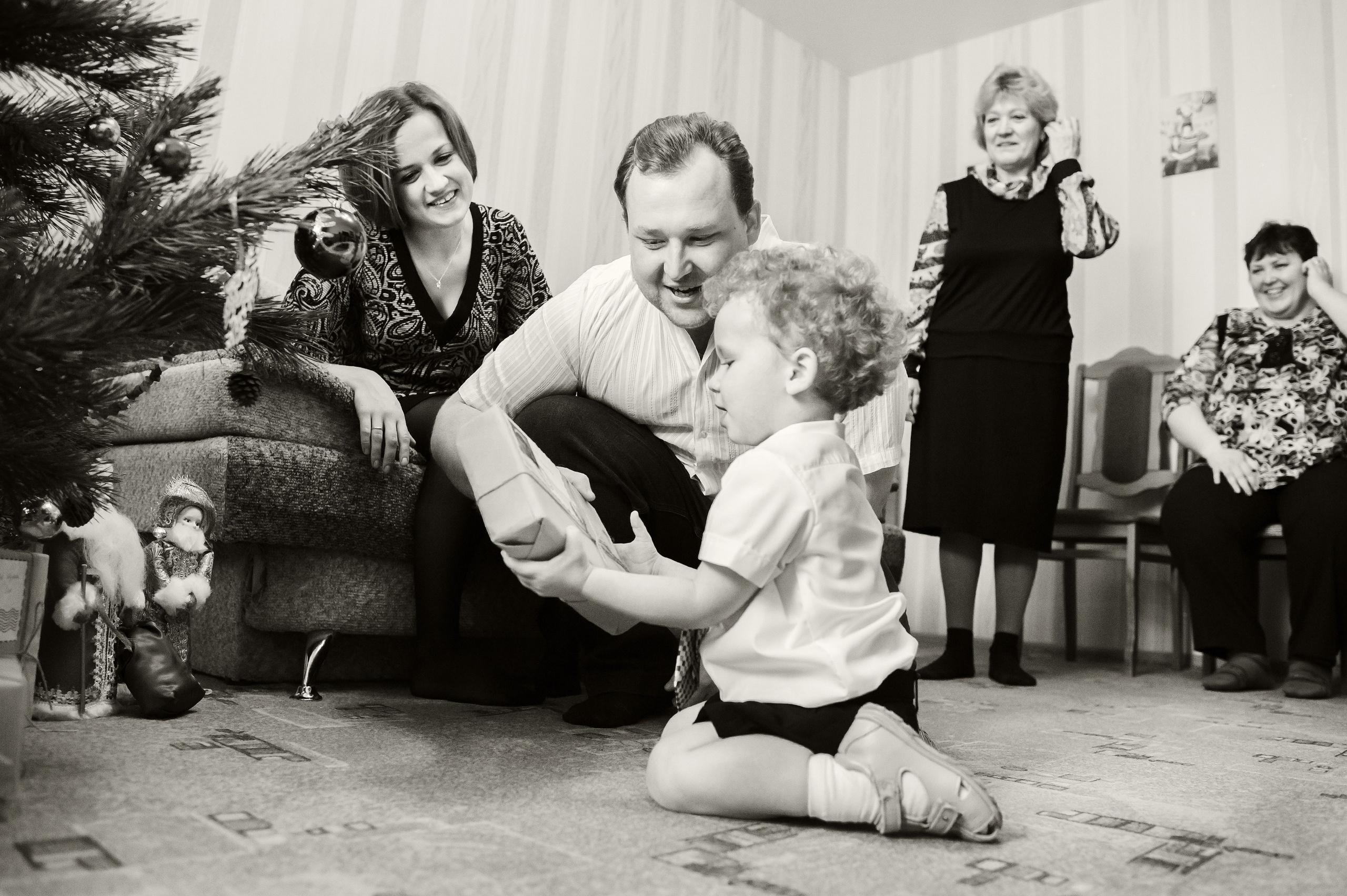 Домашняя съемка. Репортажный, семейный и детский фотограф в Пензе и Заречном Арина Ермилова. Картины барельеф на заказ