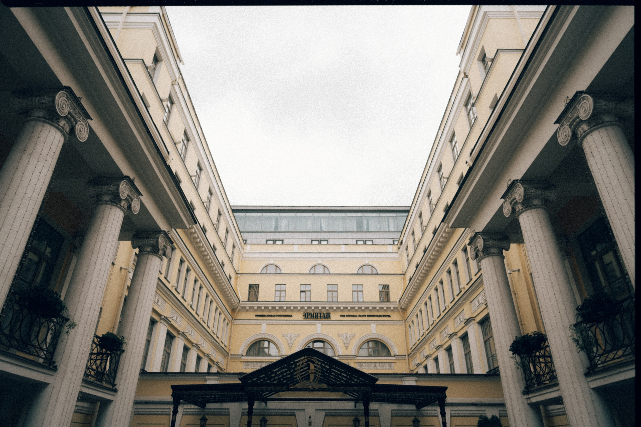 Эрмитаж. Фотограф Ксения Калюжная