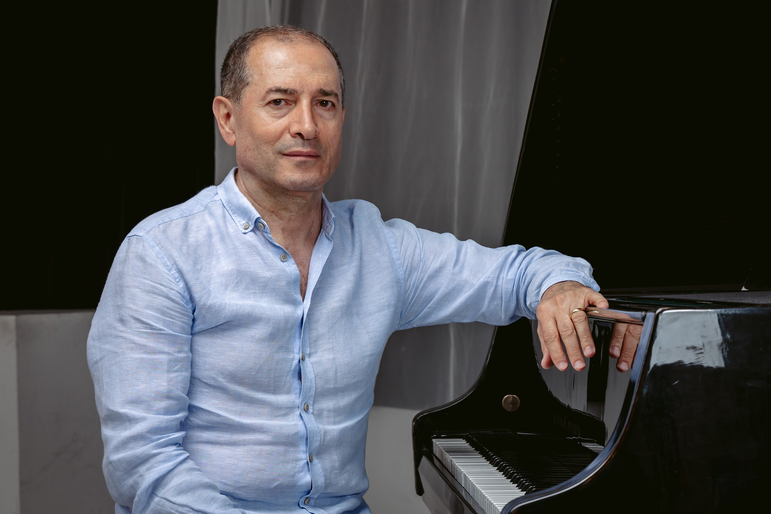 Композитор. Свадебный Фотограф в Москве Гор Магтагян