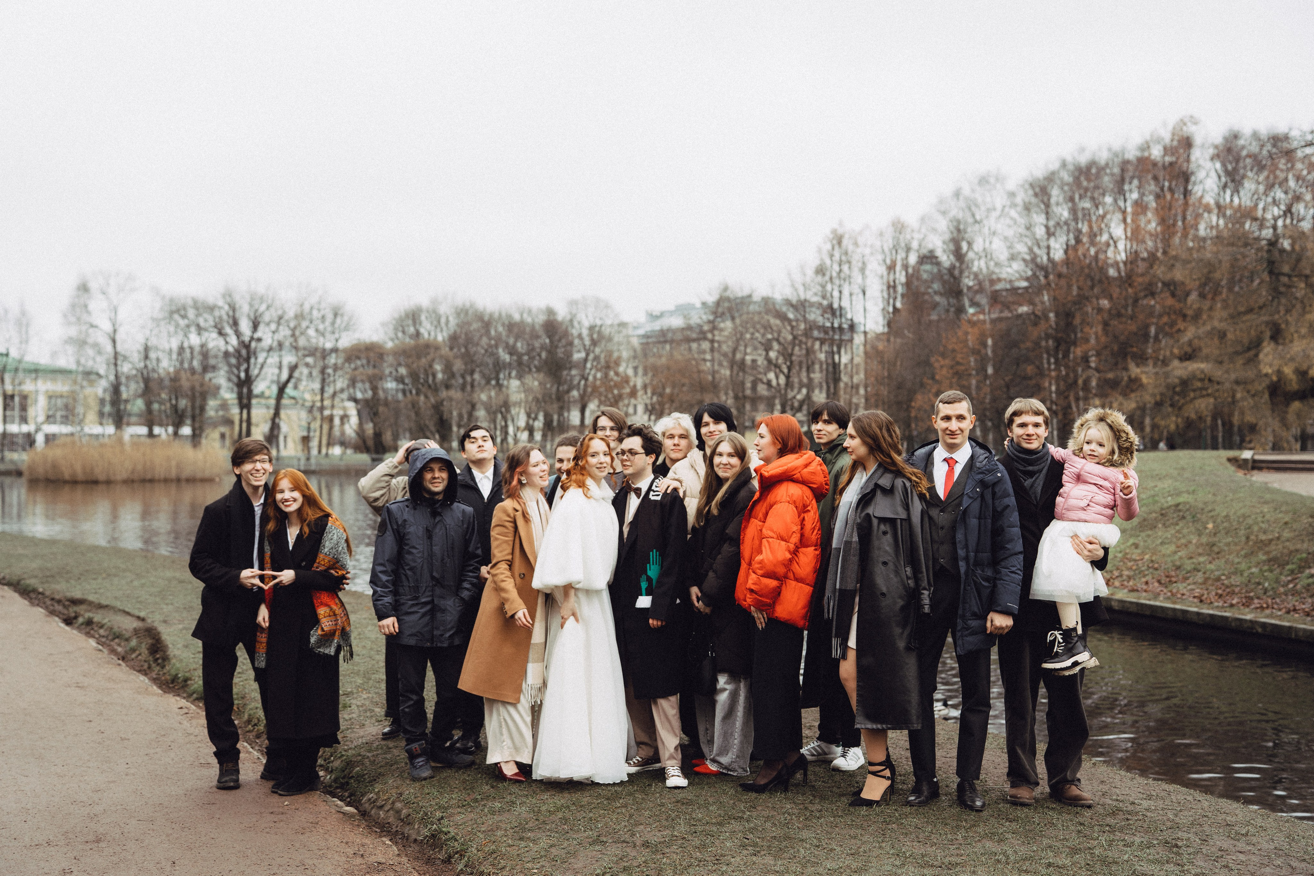 СВАДЕБНАЯ СЬЕМКА ВО ВТОРОМ ДВОРЦЕ С ГОСТЯМИ И ПРОГУЛКА В ТАВРИЧЕСКОМ САДУ. Профессиональный фотограф, Санкт-Петербург — Виктория Богомолова