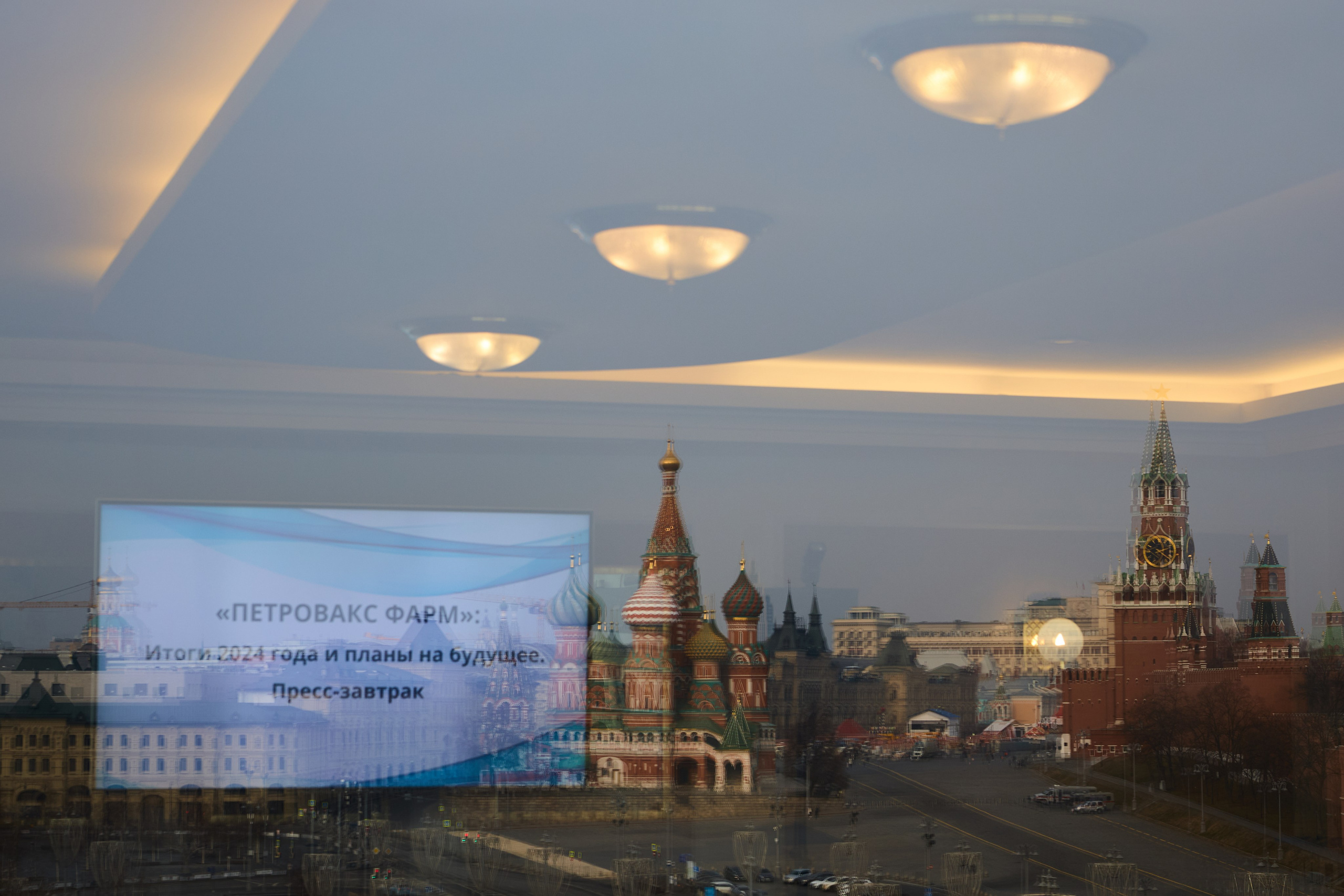 Пресс-завтрак с Михаилом Цыферовым (Петровакс) — репортажная съемка от Ильи Новикова. Видеограф, фотограф Илья Новиков Москва, Екатеринбург, Калининград