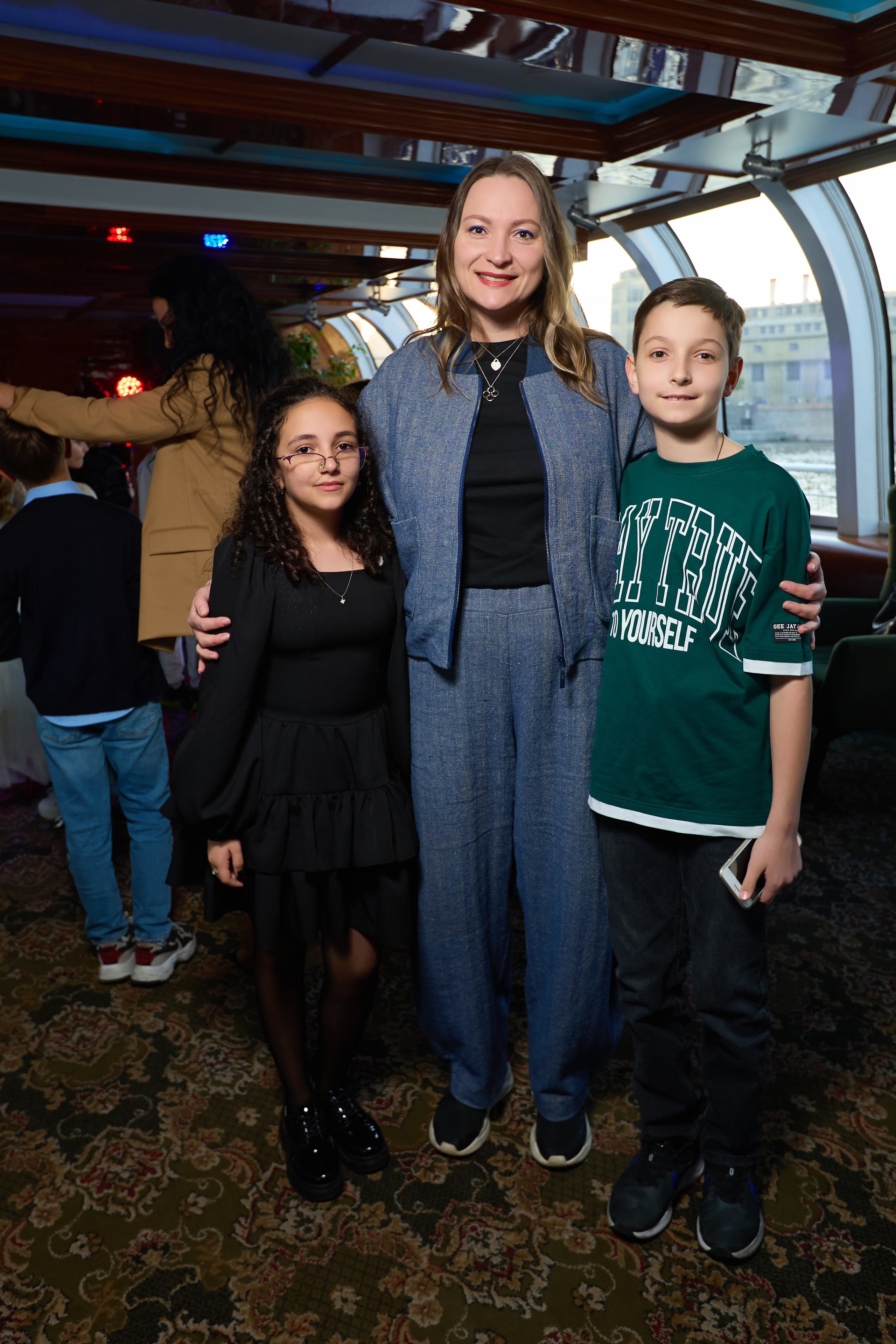 Выпускной 4 класс. Фотограф Иван Недорез