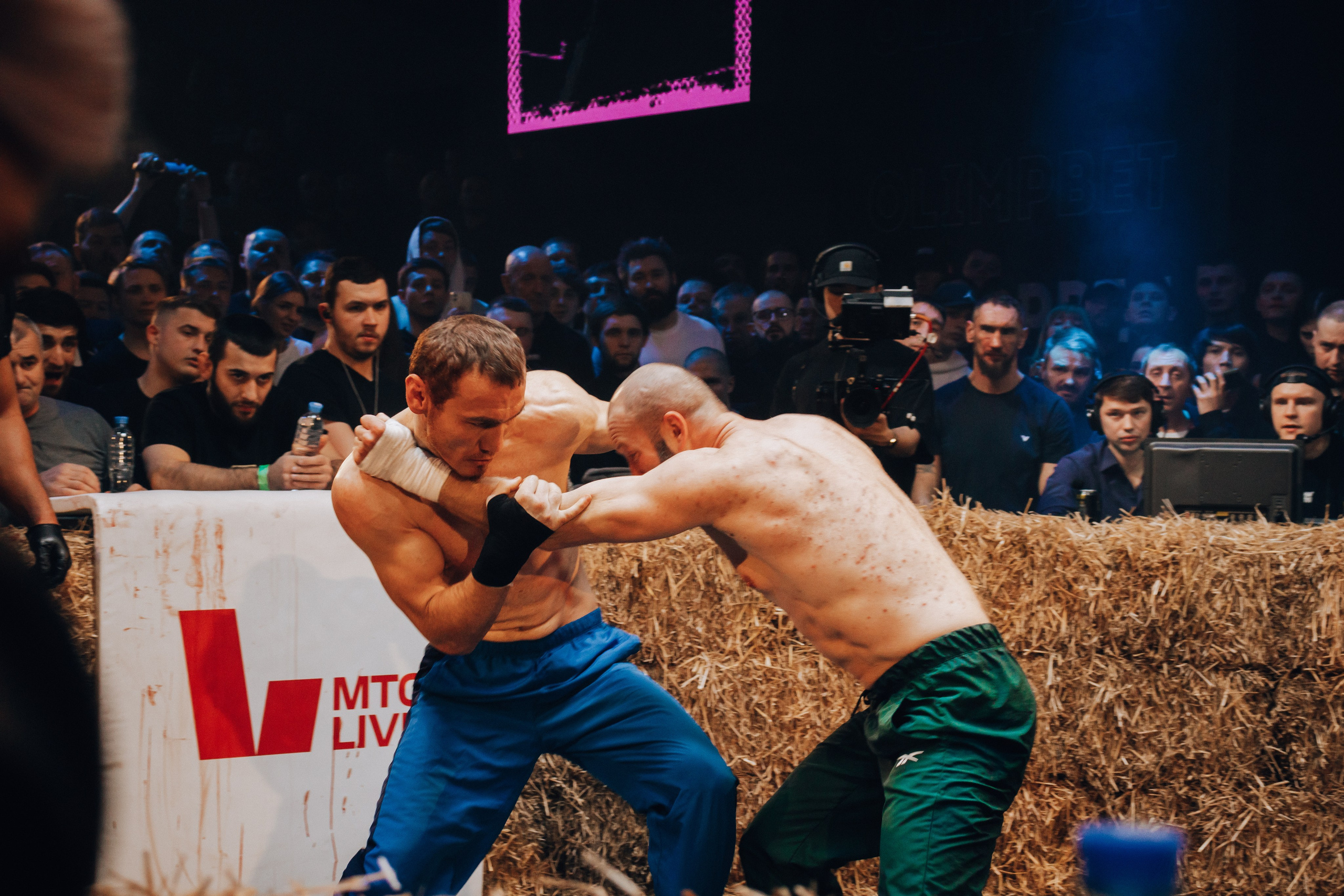 Кулачные бои TopDog. Анастасия Тен