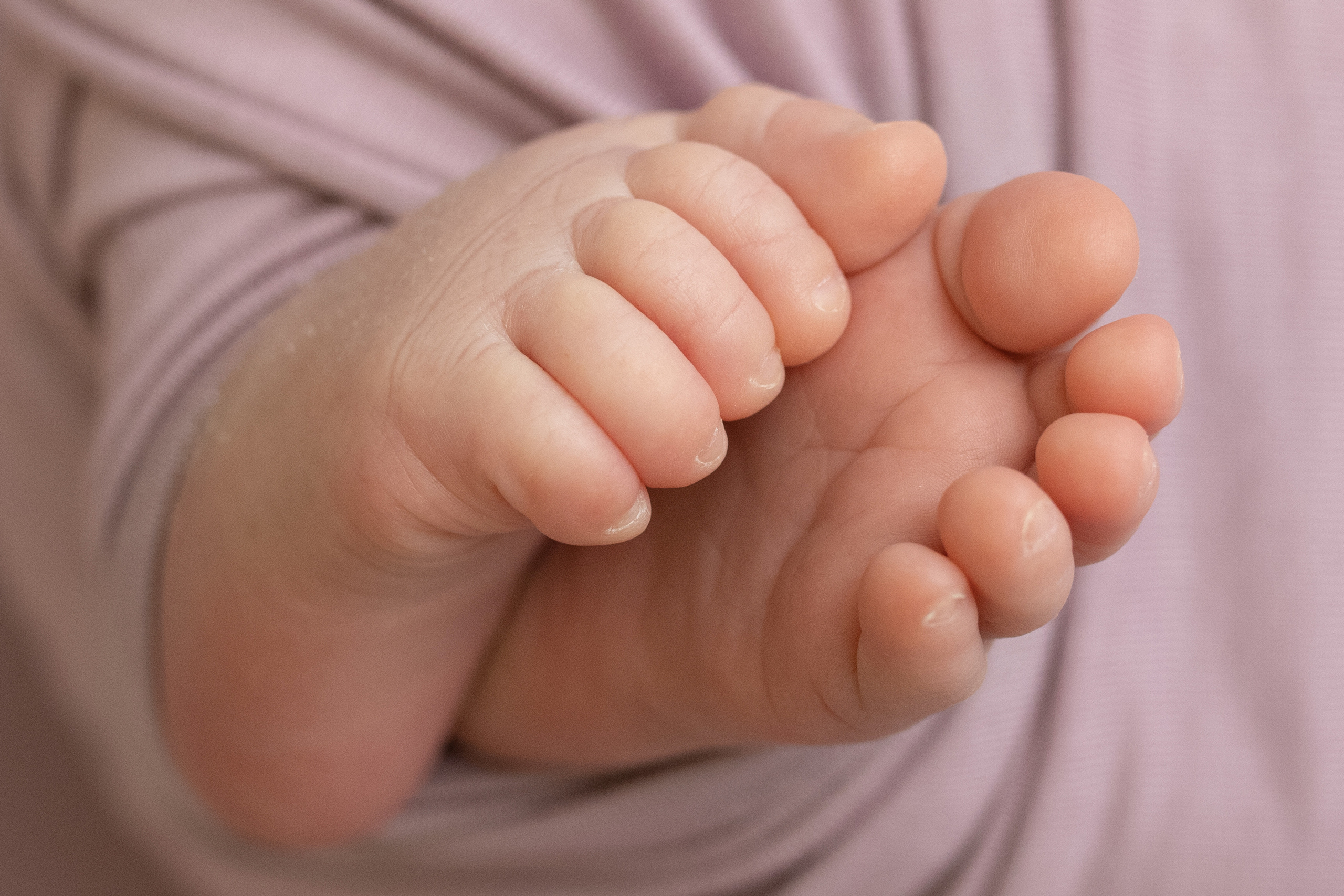 Макроснимки. Фотограф новорождённых г. Салехард