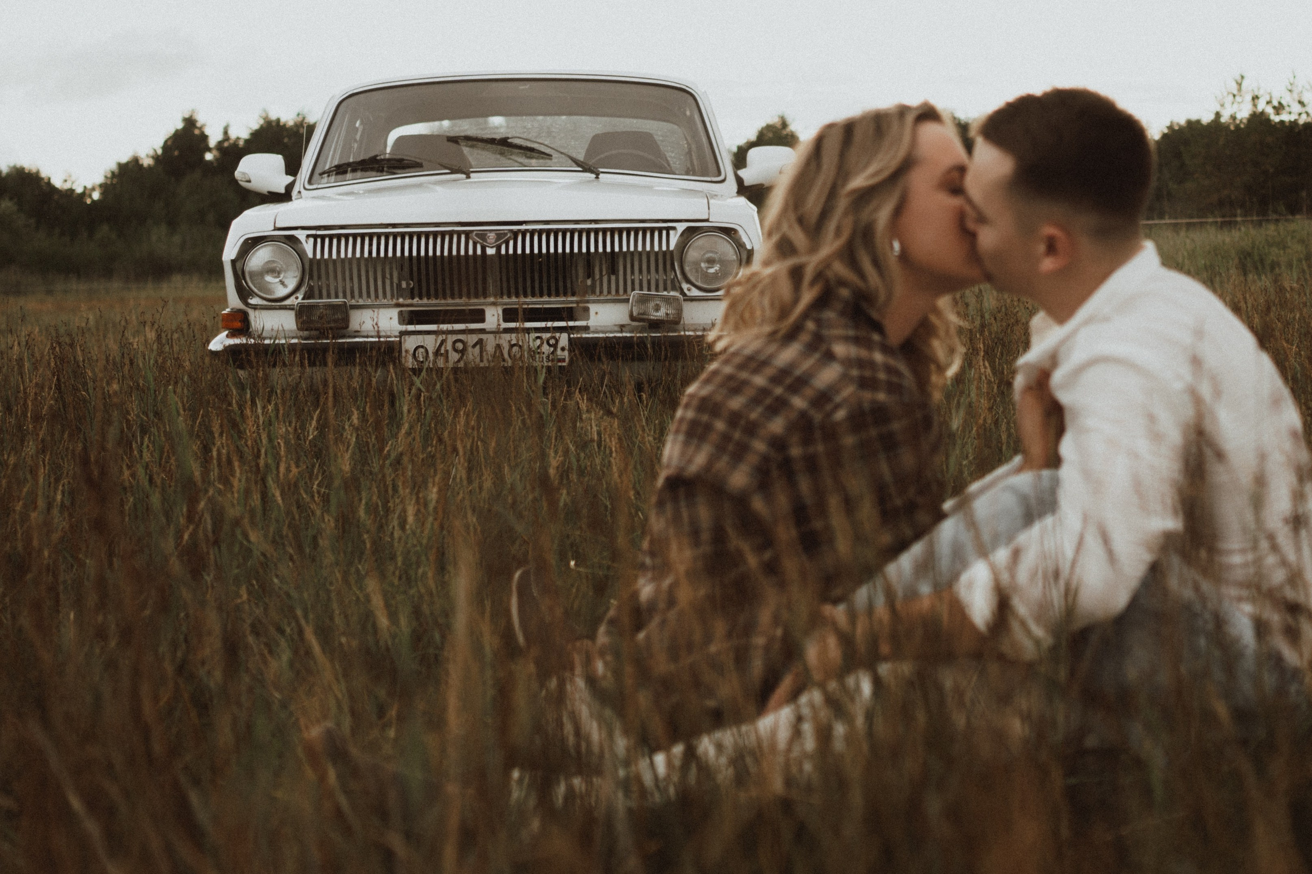 [… two lovers and volga]. Фотограф в Архангельске