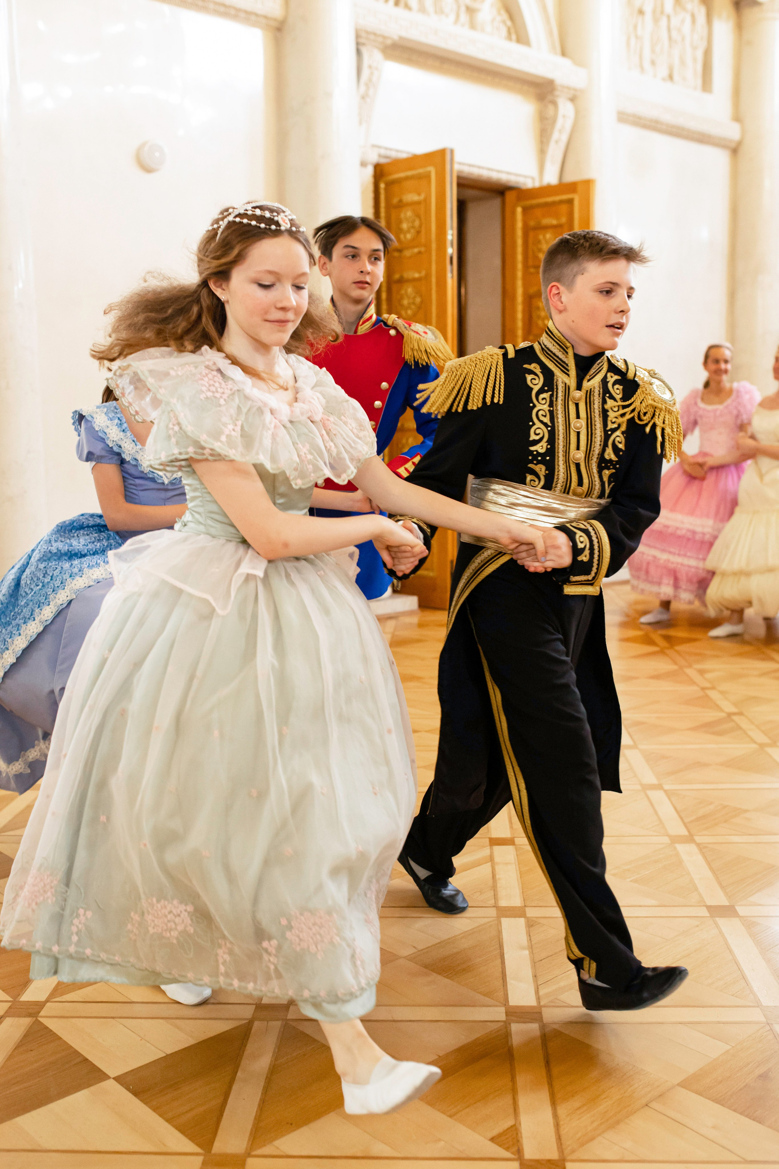Костюмированный детский праздник во дворце. Фотограф на праздник, корпоратив, День Рождения и Юбилей в г. Санкт-Петербурге Алексей Анкушев