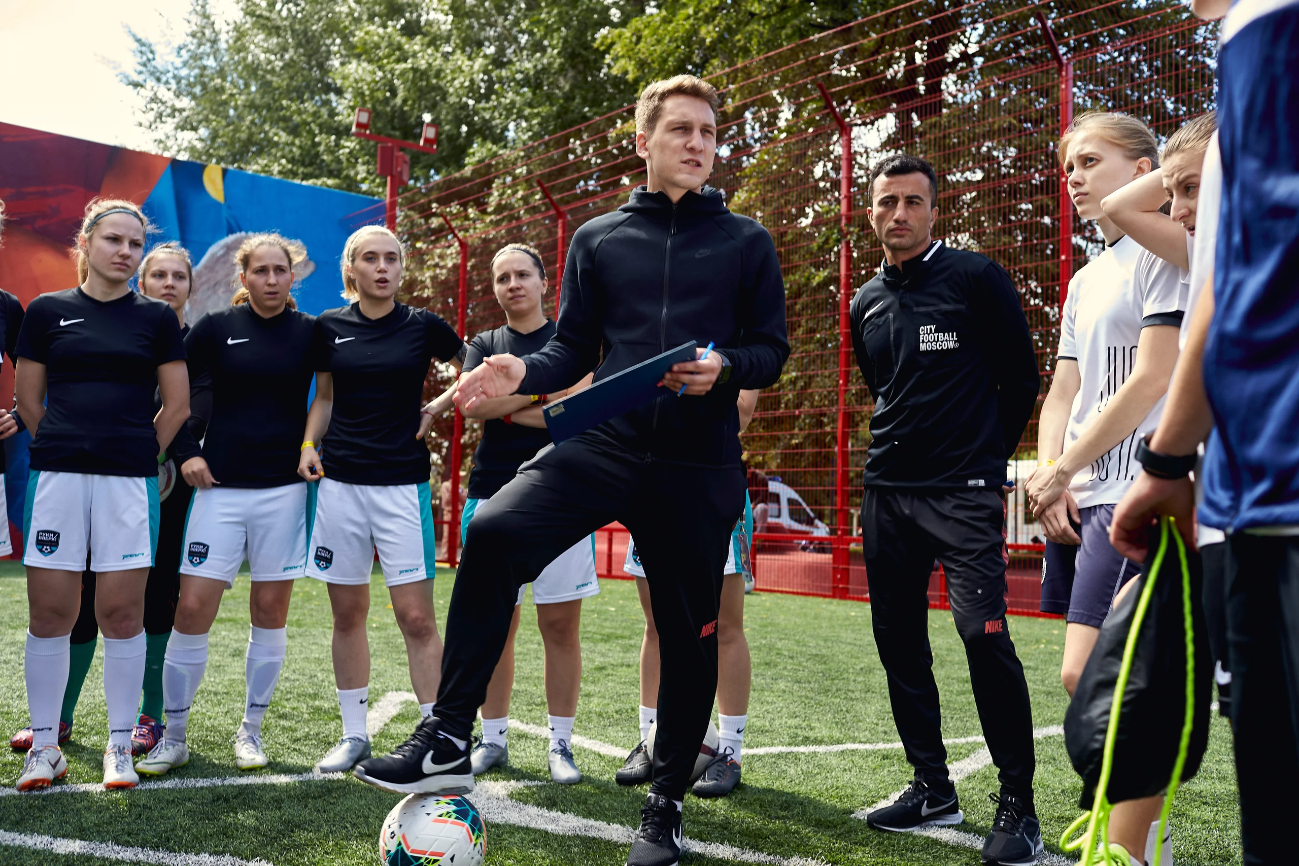 Nike «Play as Goddess» campaign. Спортивный и бизнес фотограф Арсений Голышкин