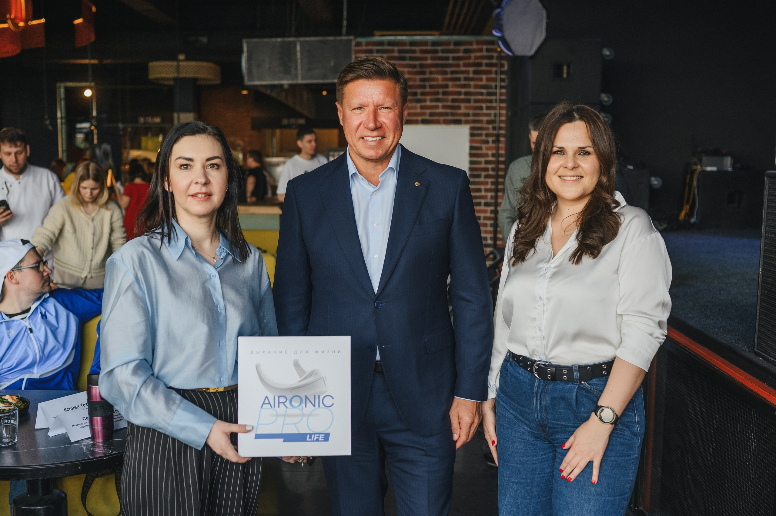 Спортивный завтрак с Владимиром Волошиным 12.04.2025. Фотограф в Самаре