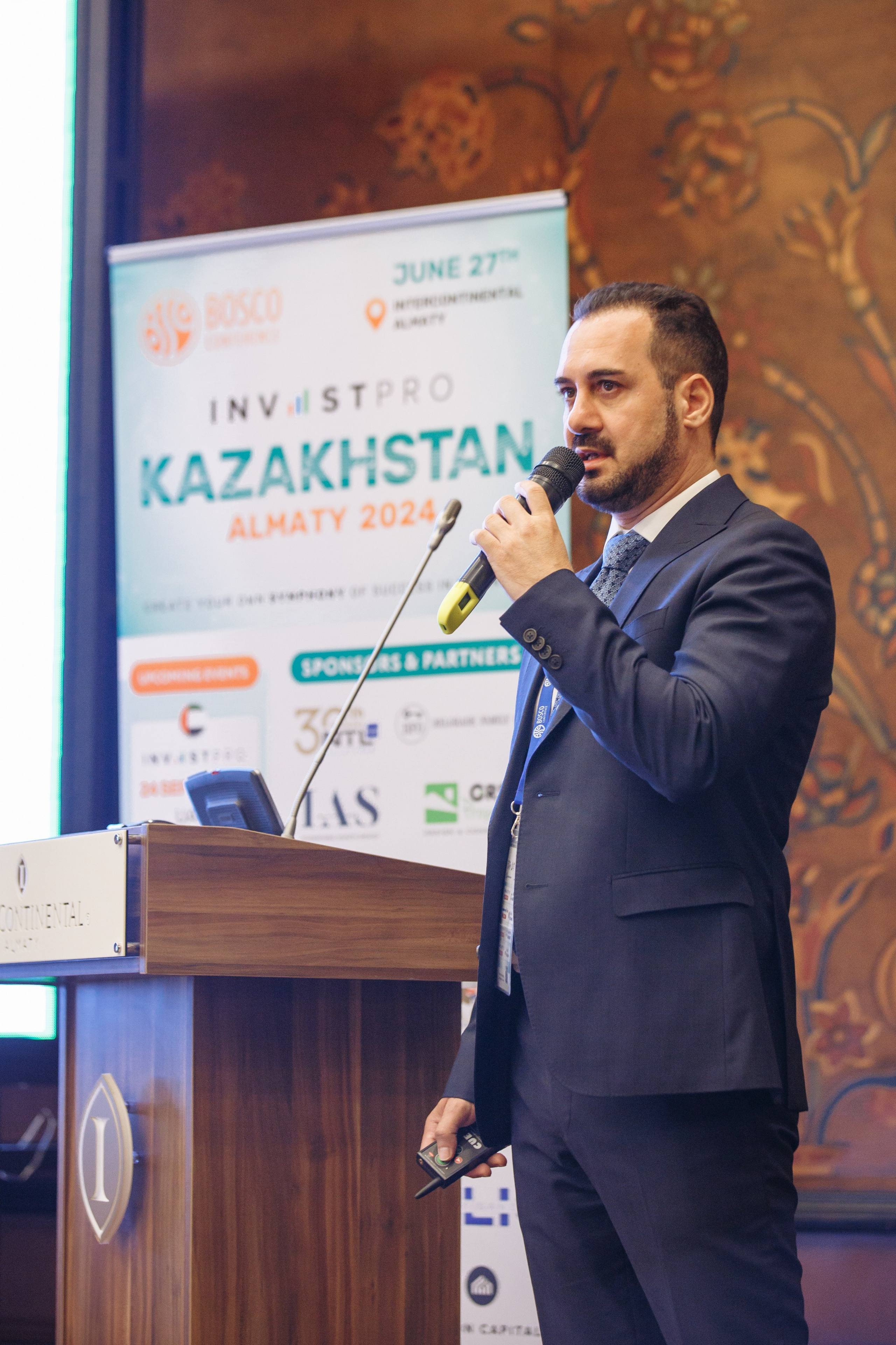 Фоторепортаж Bosco conference. Коммерческий и репортажный фотограф в Алматы — Jora Abramov