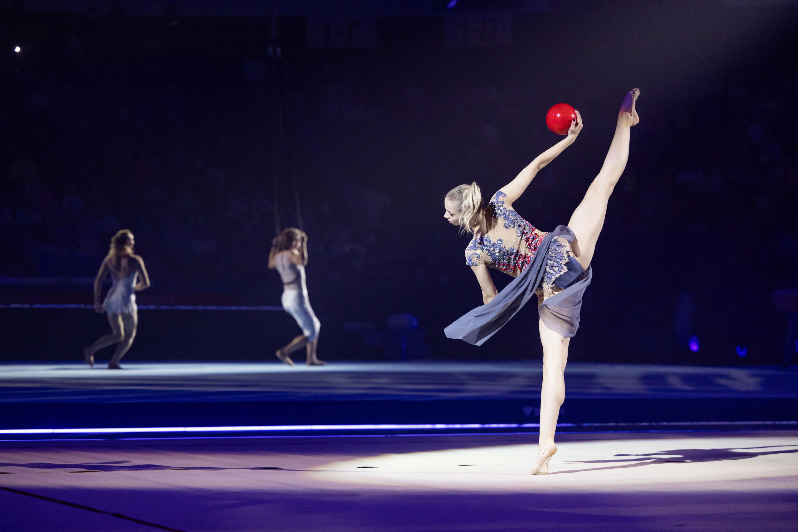 Шоу Алексея Немова «Легенды спорта». Спортивный репортажный фотограф Казань Нафис Сиразетдинов