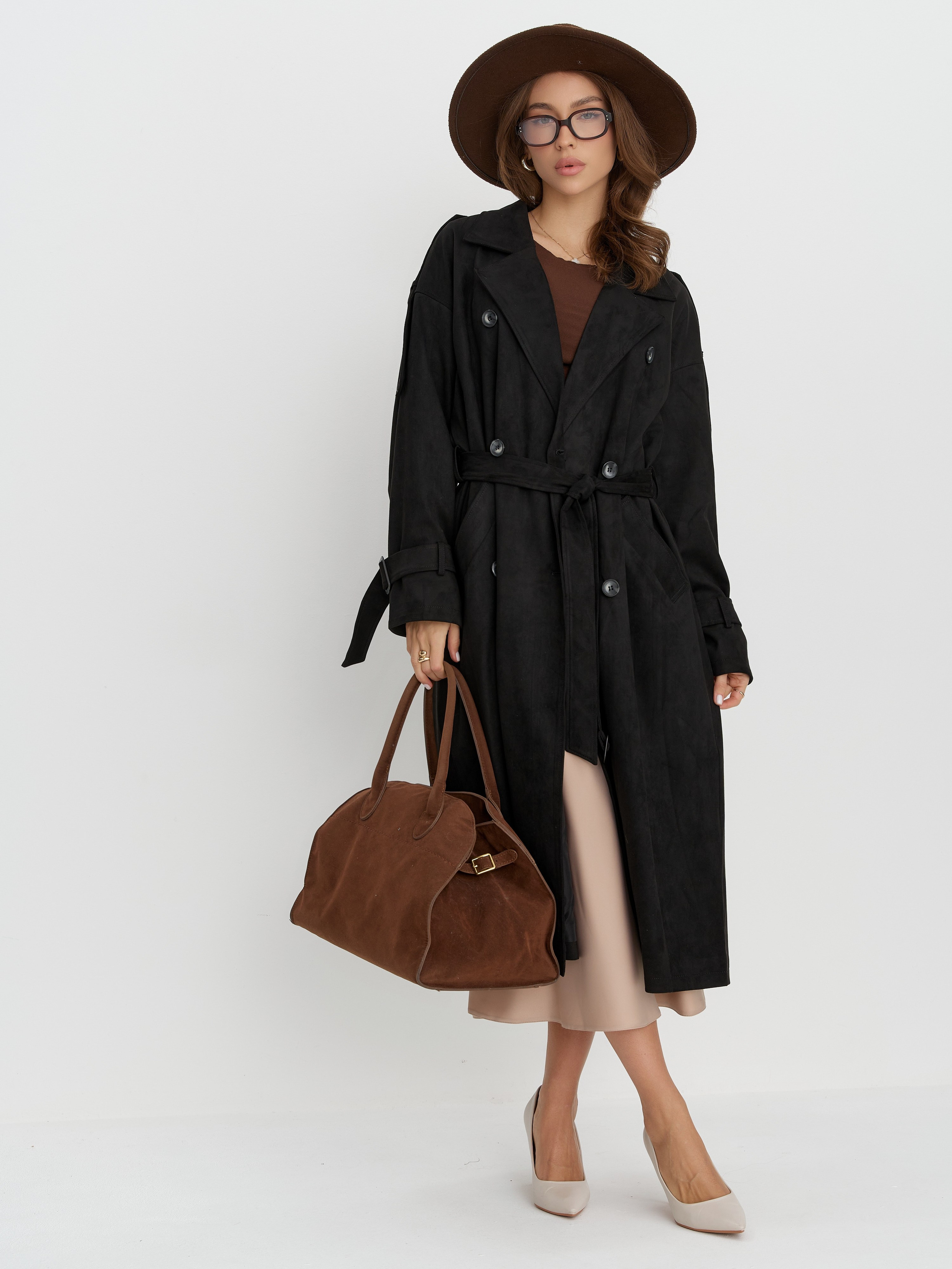 Тренчи. Фотограф для маркетплейсов в Москве