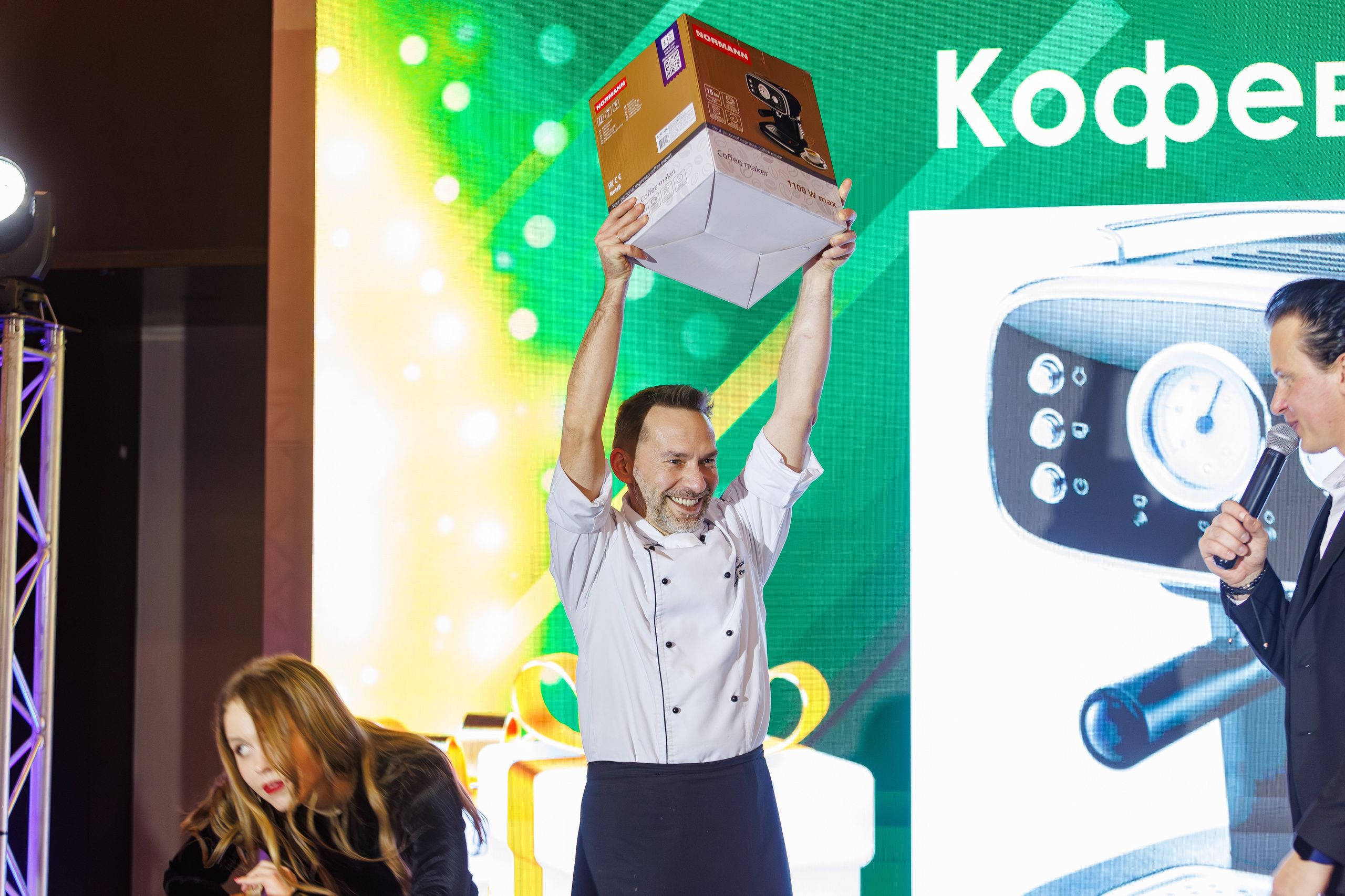 Новогодний корпоратив Отеля «Пекин». Репортажный фотограф Минск ❘ Костецкий Илья ❘ Беларусь