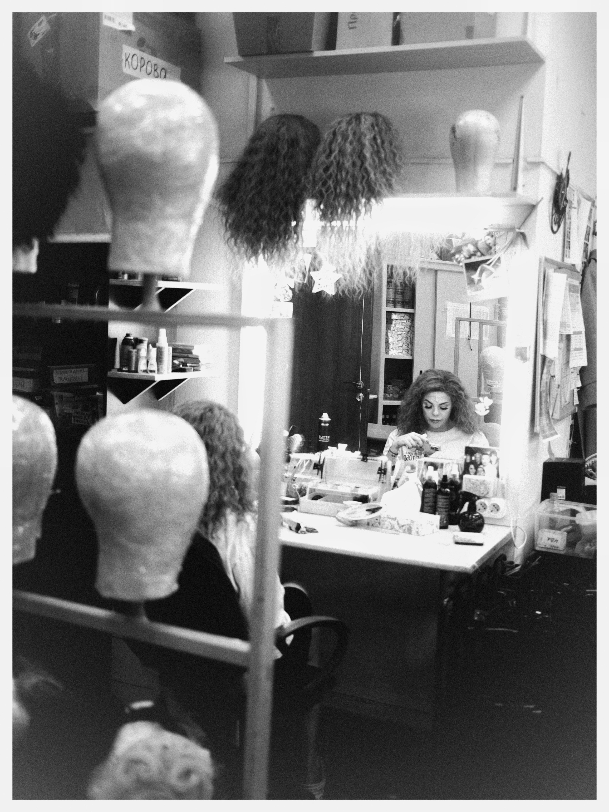 Theatre backstages. Portrait and backstage photographer Nina Crane