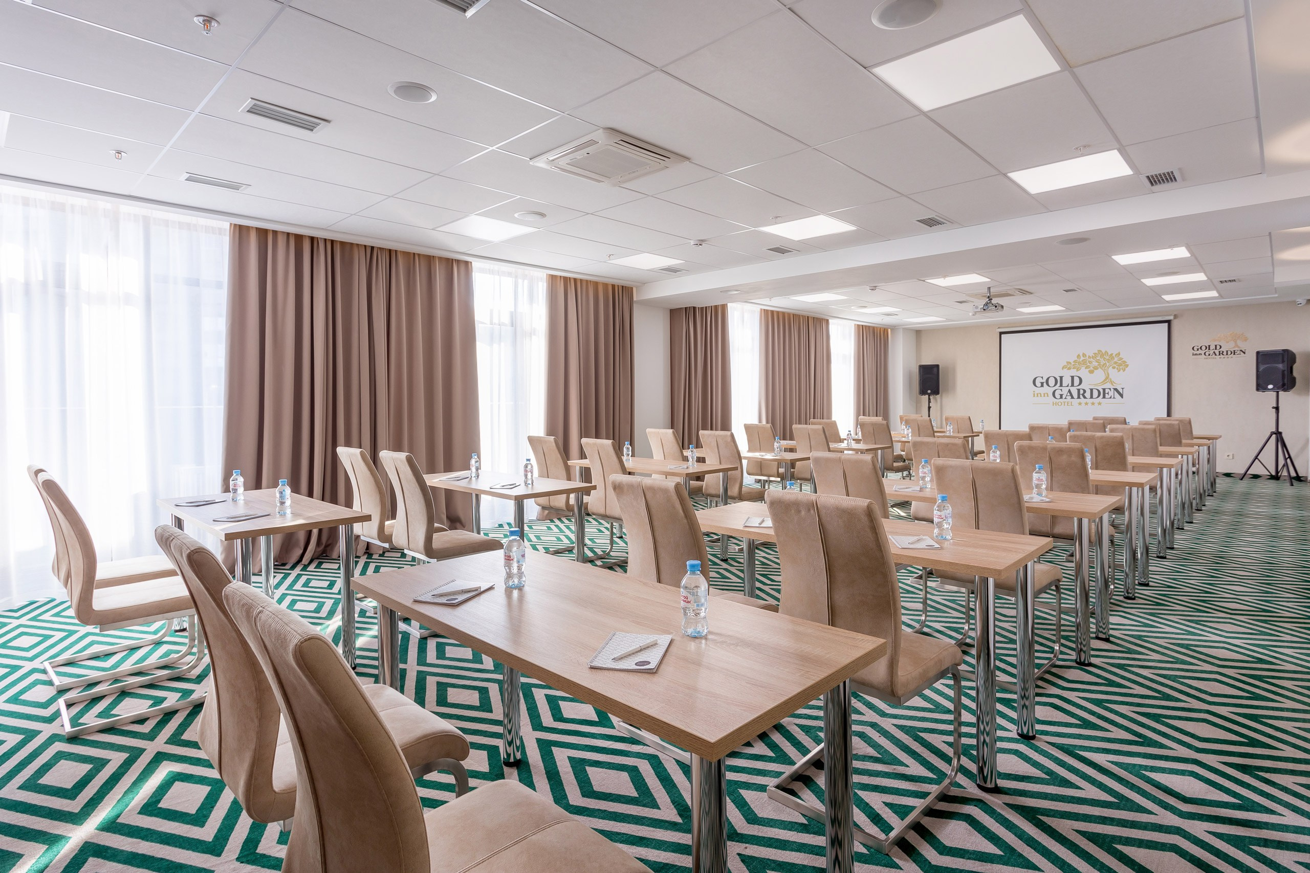 Hotels. Interior photographer Vitalii in Portland and Vancouver