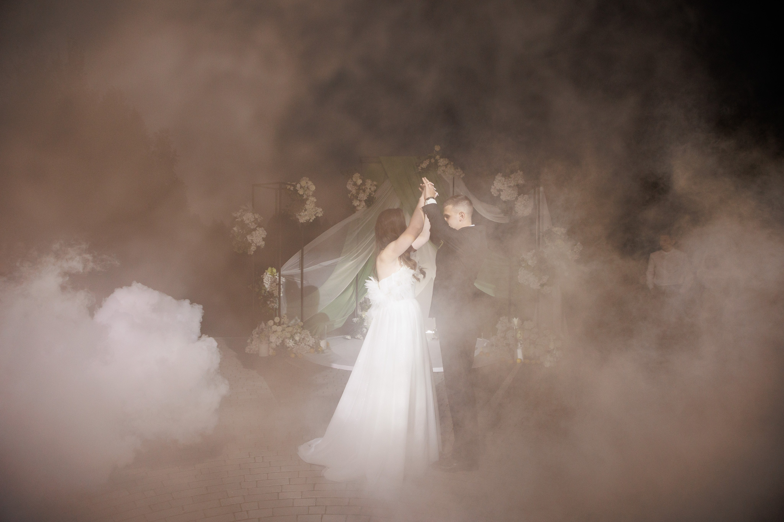 Сентябрь 2025, Белый лис, Выкса. Фотограф городских и семейных событий в Нижнем Новгороде Артем Карпухин