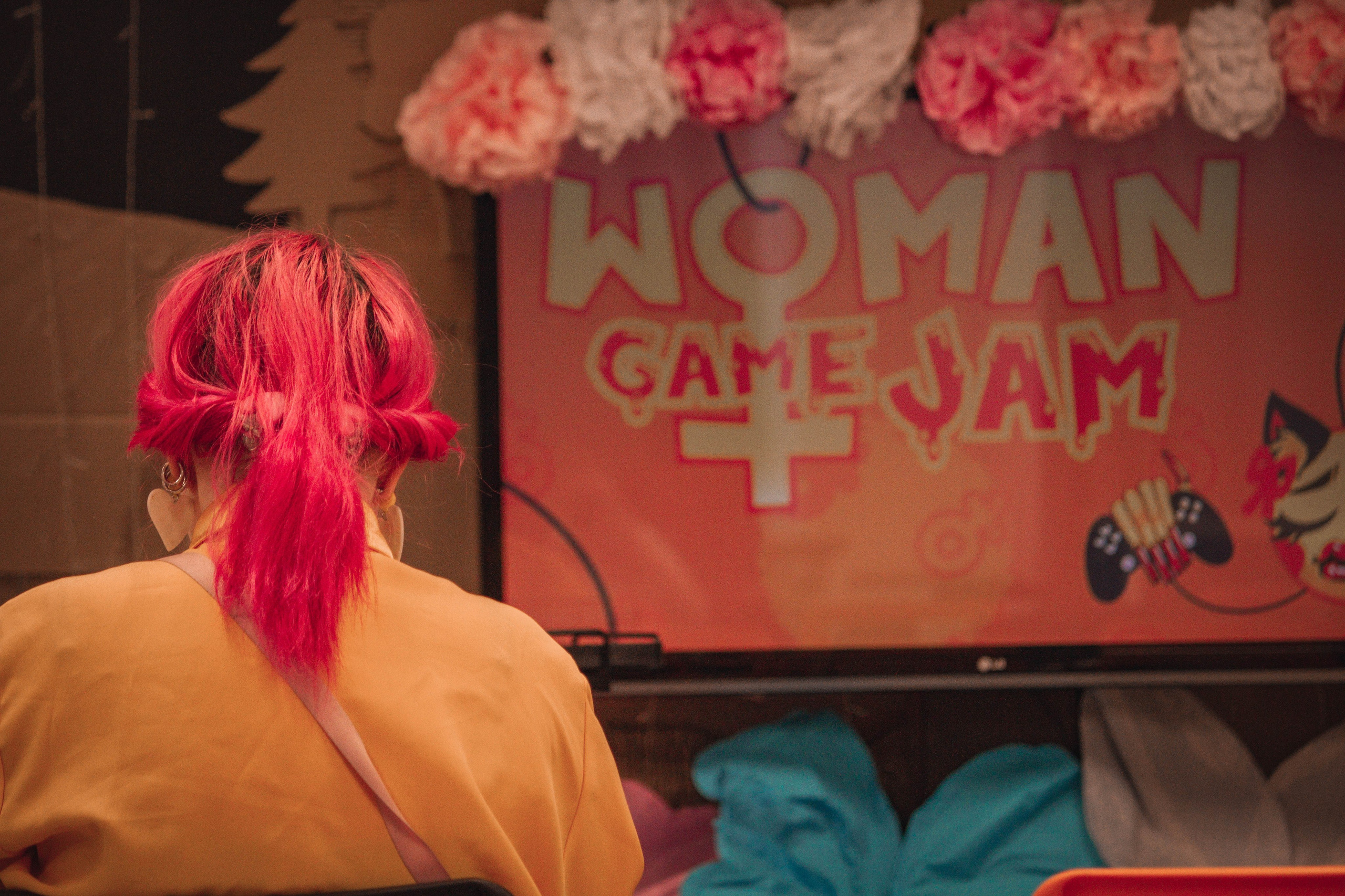 ЖЕНСКИЙ ГЕЙМДЖЕМ — Творческий сбор разработчиц. Создадим шедевр? Виталина и её фотоискусство