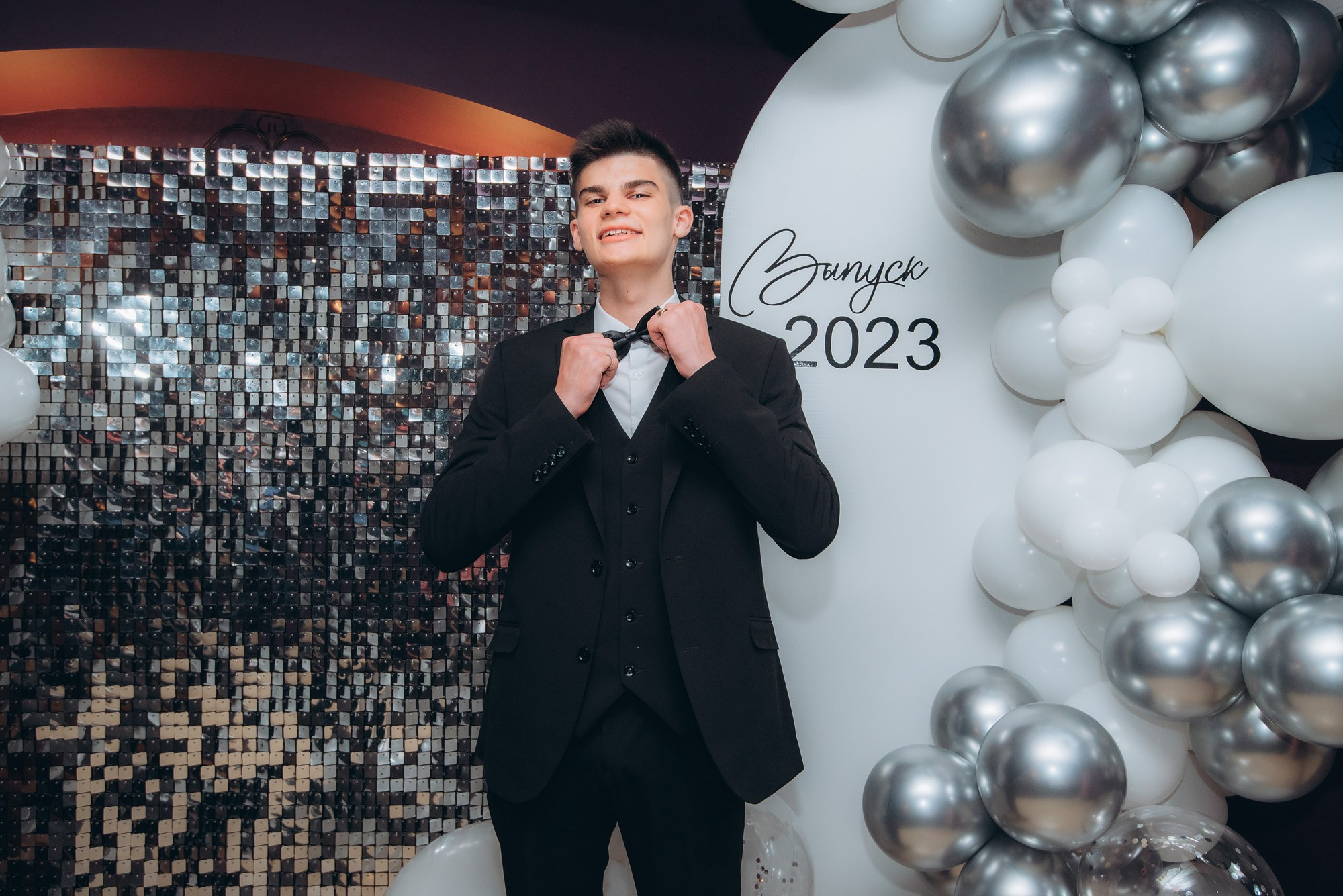 Выпускной 9-11классы. Выпускные книги Анапа Новороссийск Краснодар