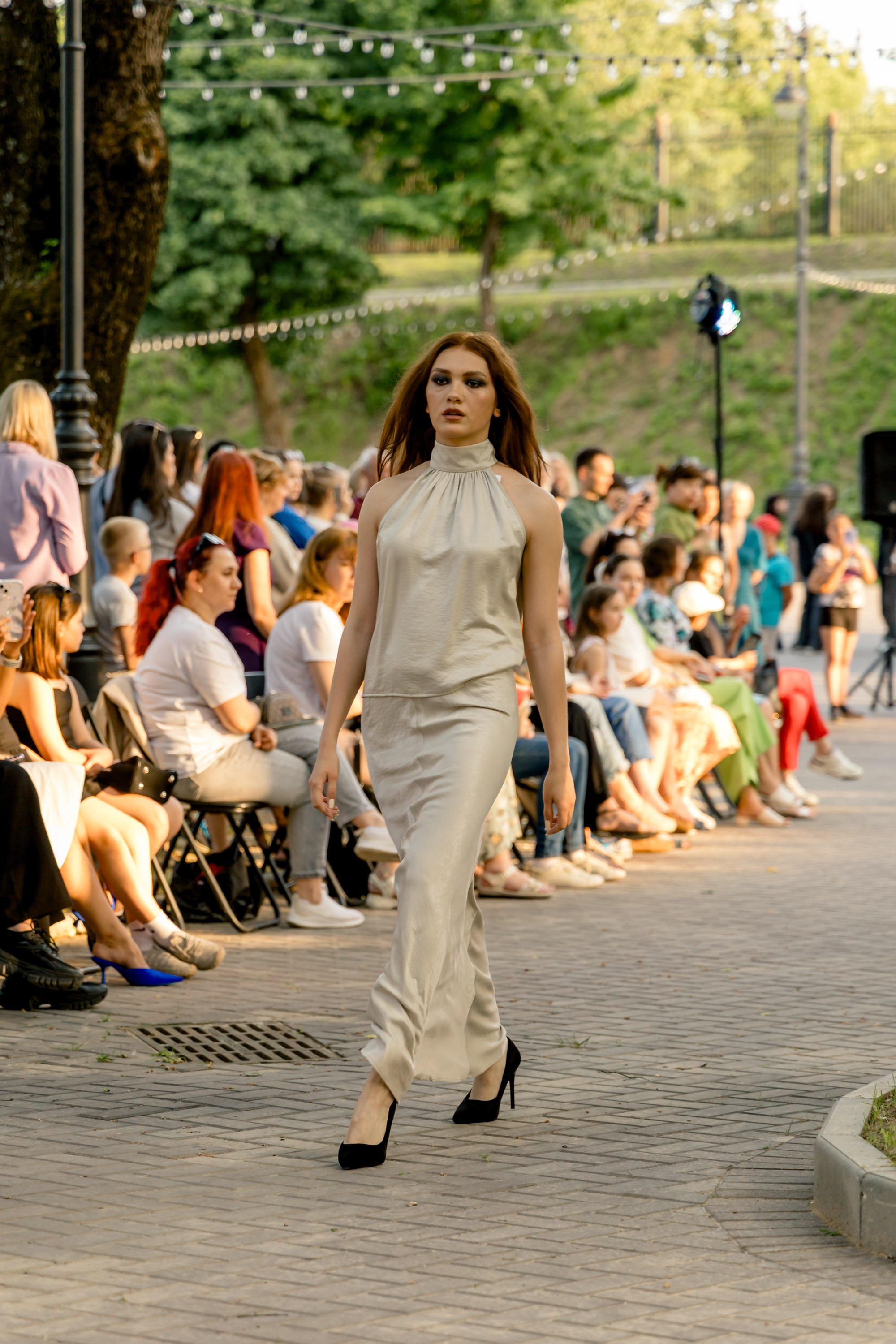 Smolensk Fashion Week 2025_показы_ДЕНЬ 1_ВЕЧЕРНИЙ ПОКАЗ_19:00. Главная