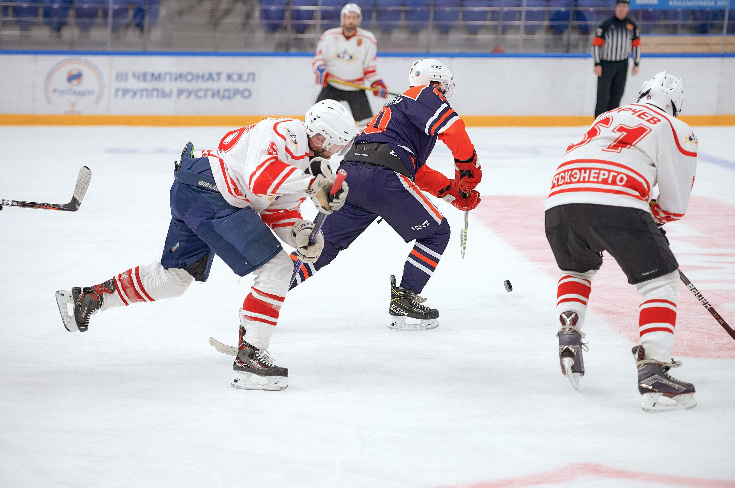 Портфолио репортажной фотосъёмки: Кристалл арена — Хоккей — РусГидро. Фотограф Яковлев Роман — Красноярск