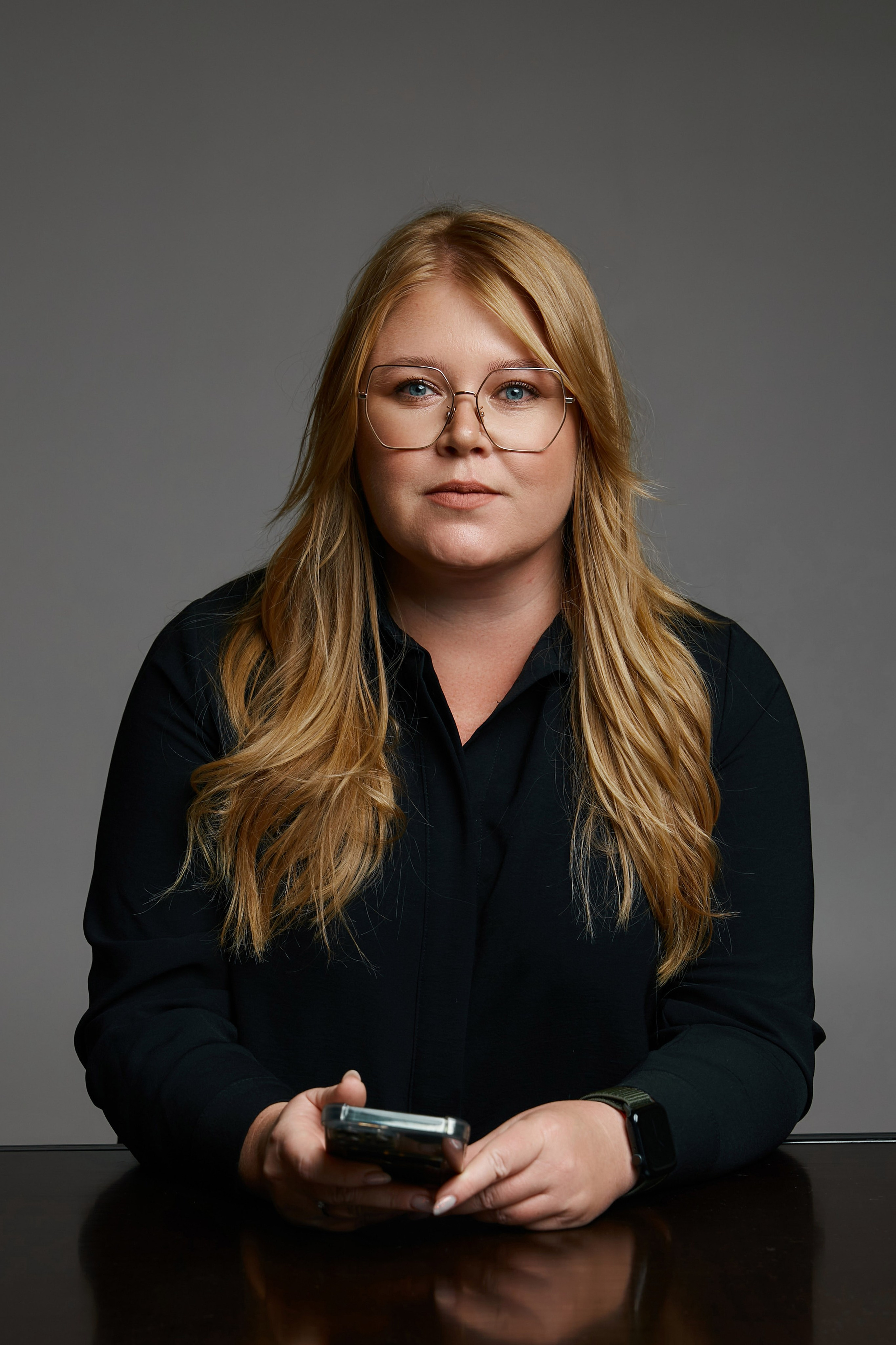 Индивидуальная фотосессия, портреты для сайта, контент съемка. Фотограф Ксения Талькина — PRОкниги — Екатеринбург