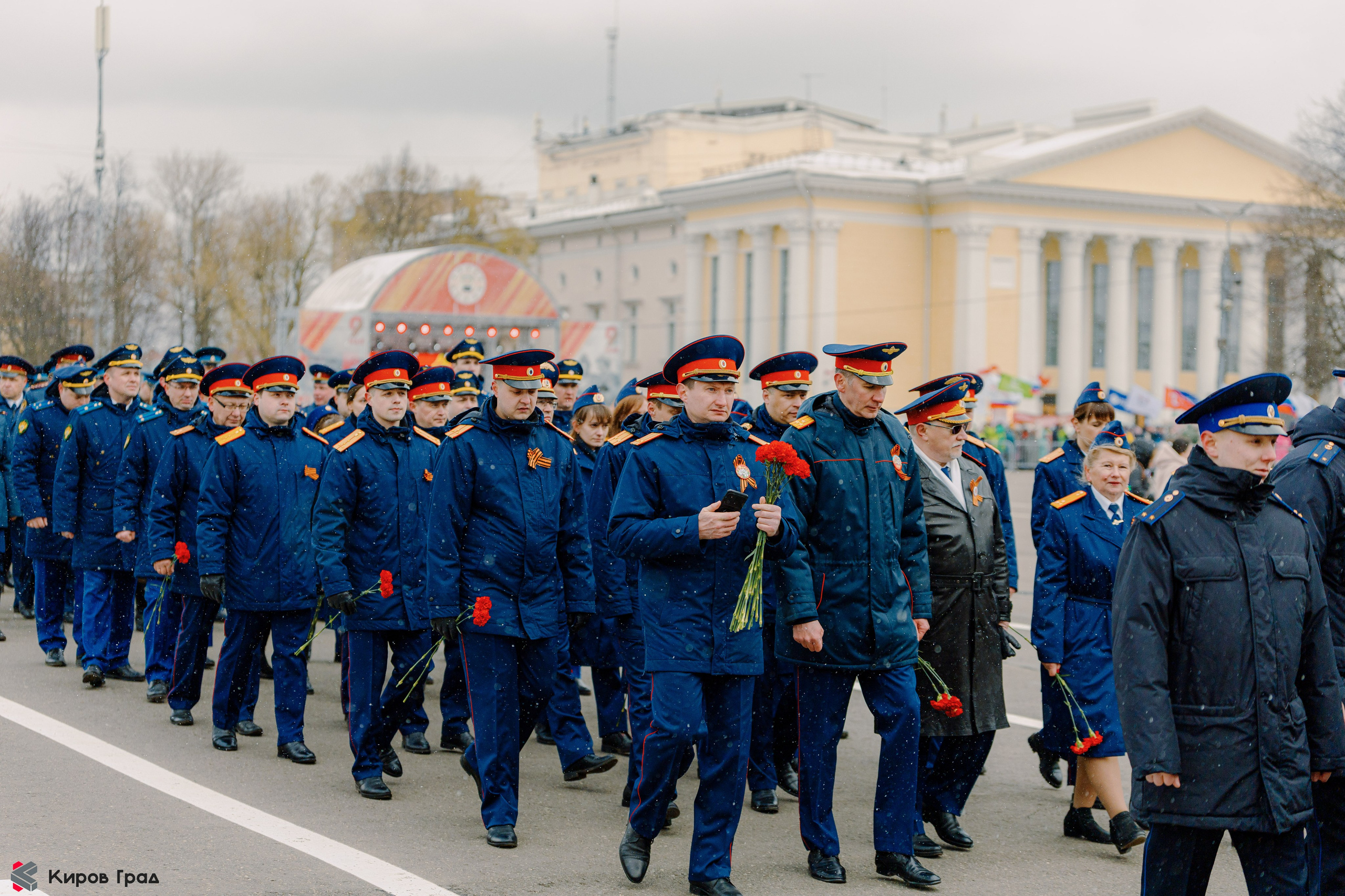 Парад победы 9 мая. Свадебный и репортажный фотограф Киров | Вадим Карпук